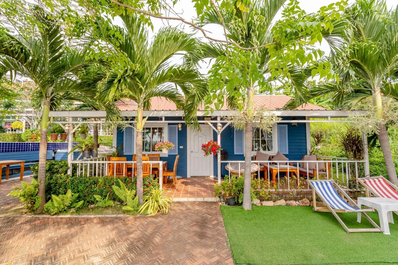 Property building in Pattaya Paradise Beach Resort