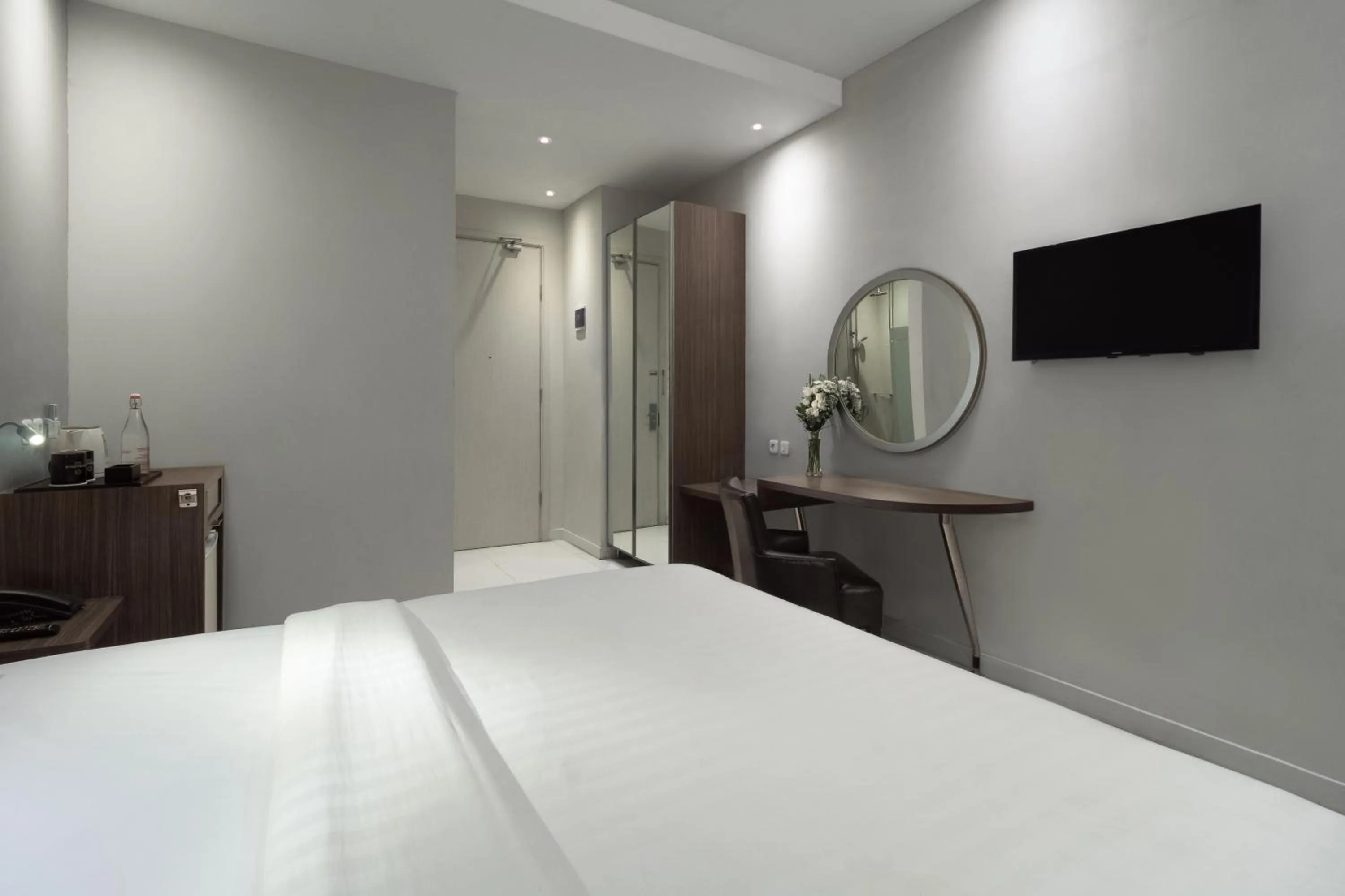 Bedroom, Bed in Sun Boutique Hotel