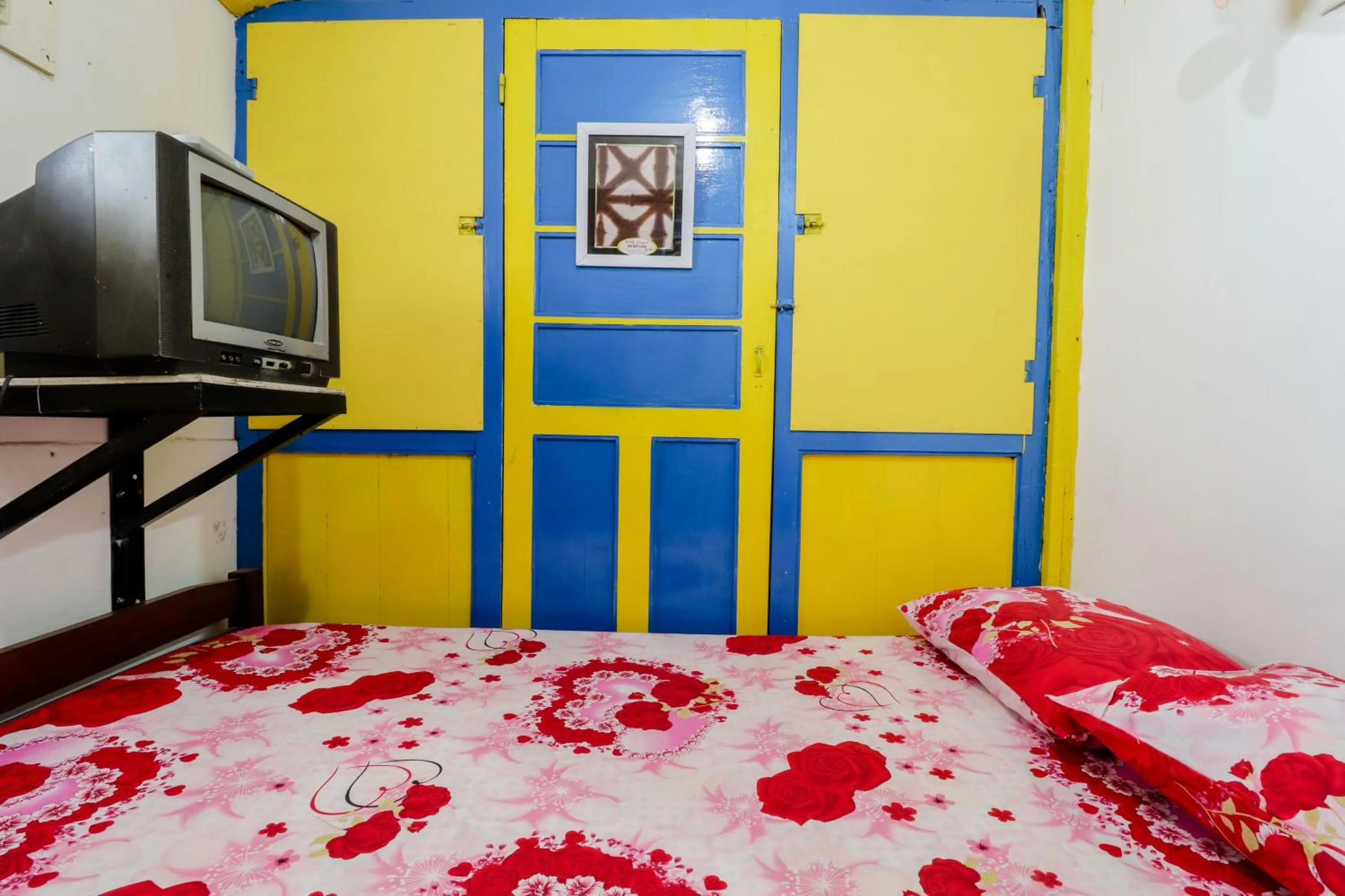 Bed in Homestay Ndalem Soewondo