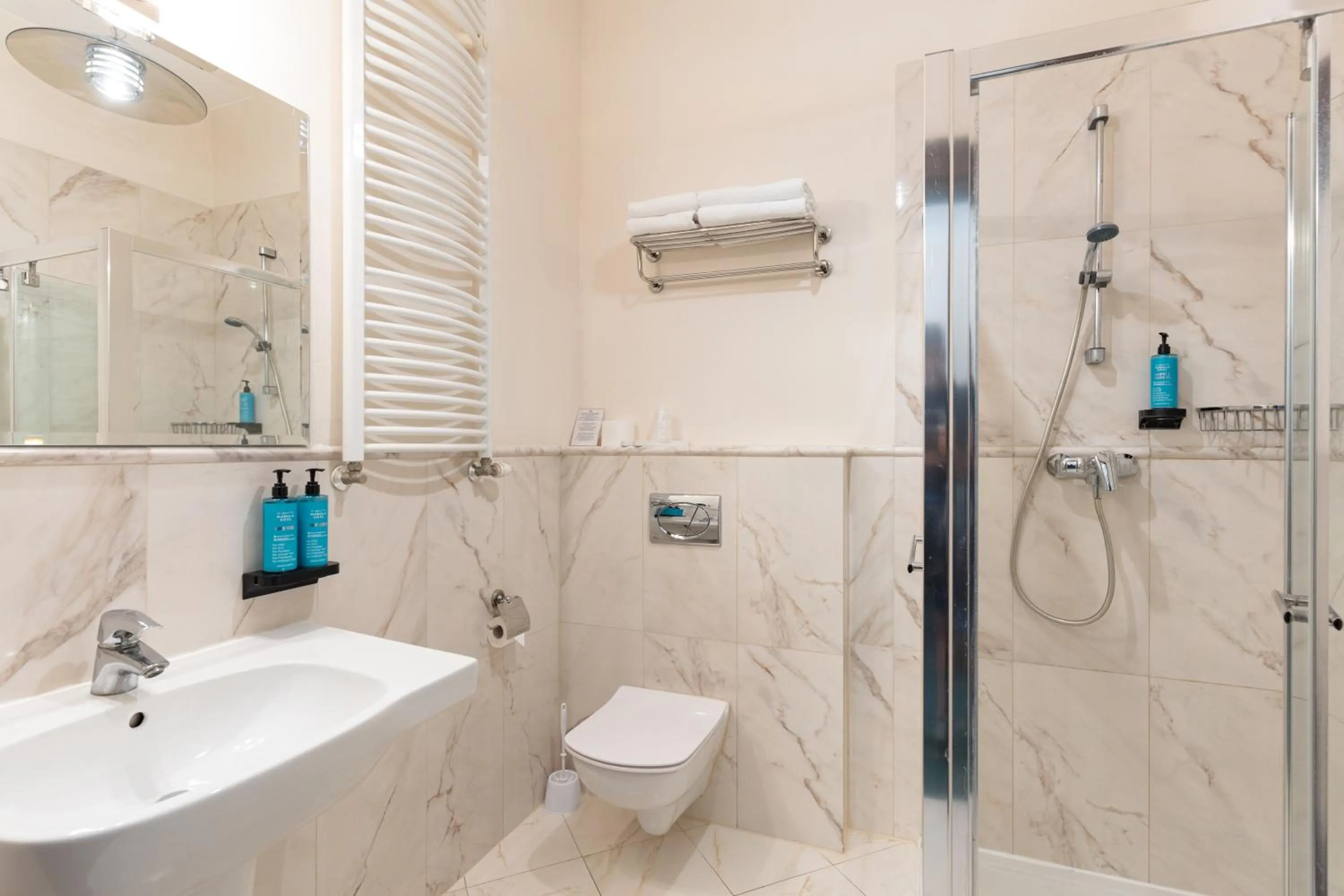 Bathroom in Royal Hotel Modlin