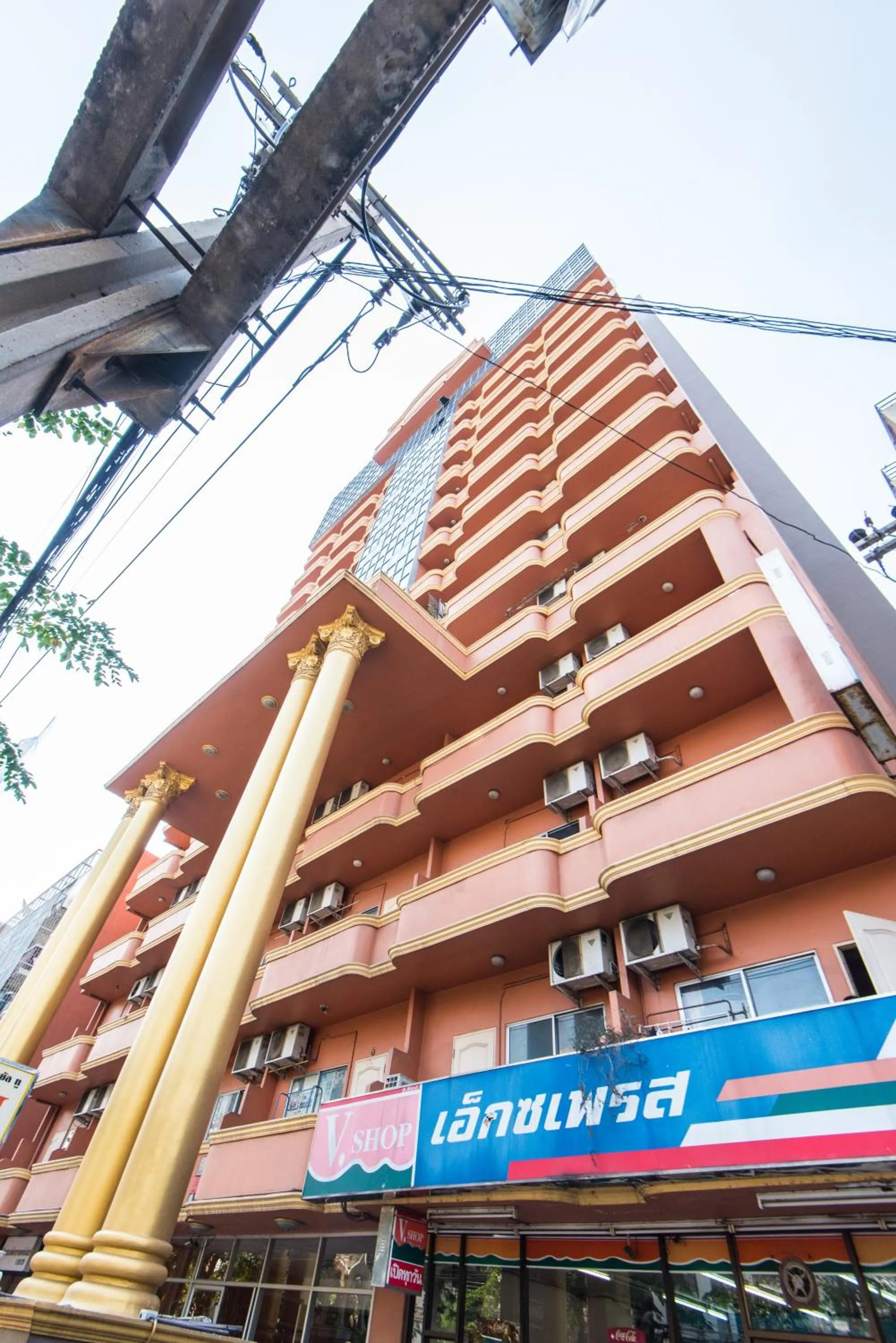 Food close-up in King Royal 2