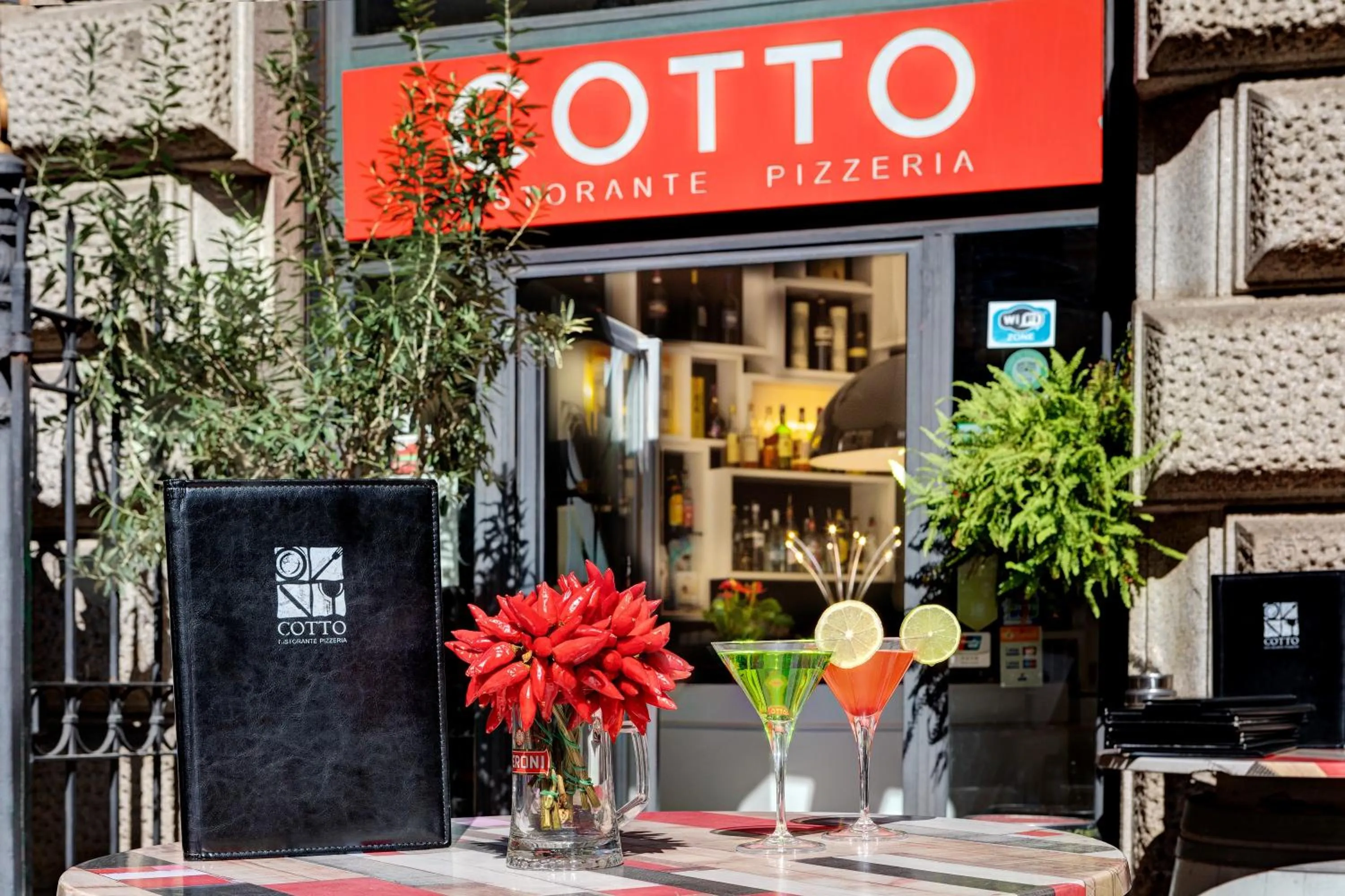 Restaurant/places to eat in Dharma Luxury Hotel