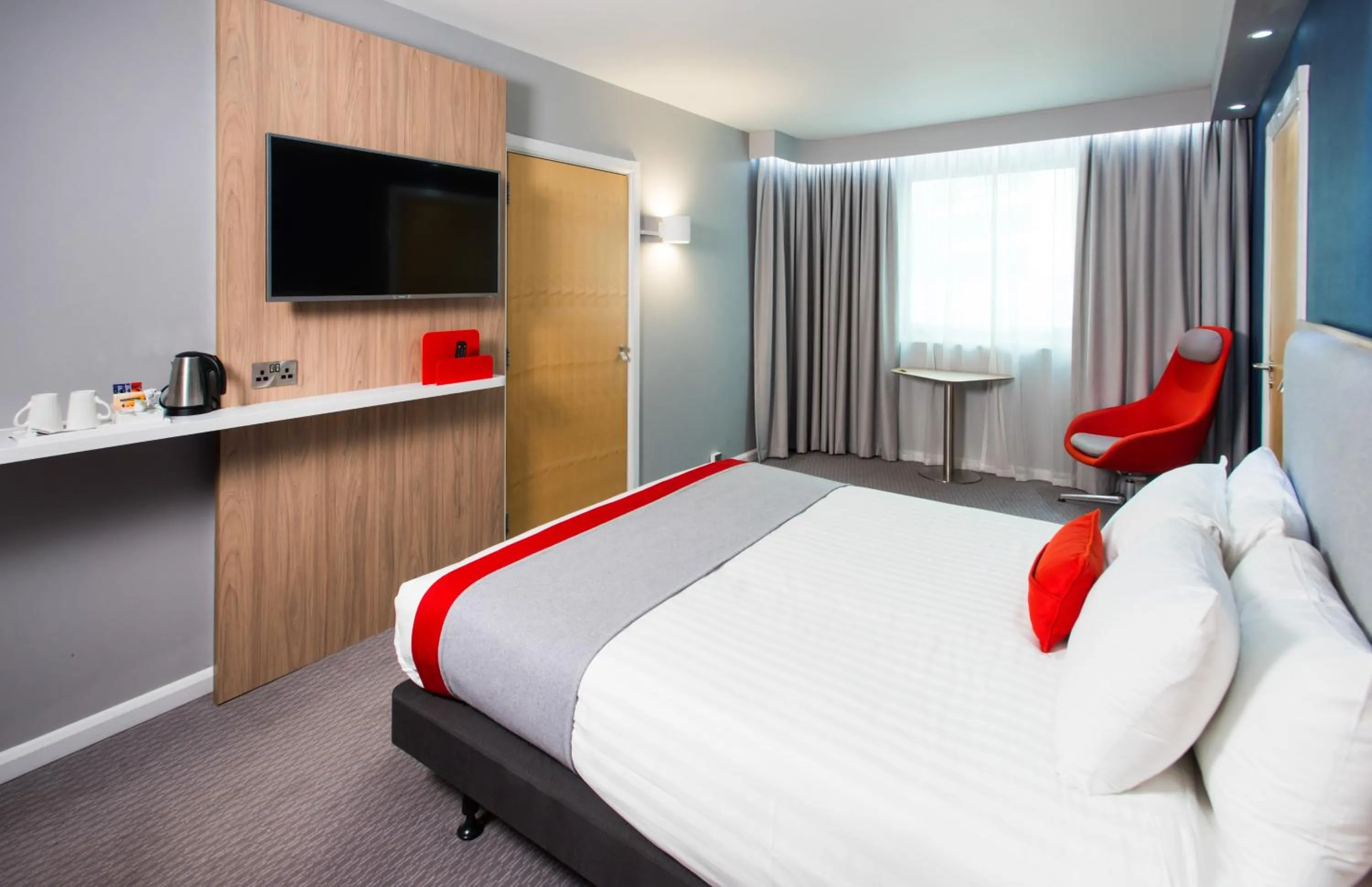 TV and multimedia, Bed in Holiday Inn Express Ramsgate – Minster by IHG