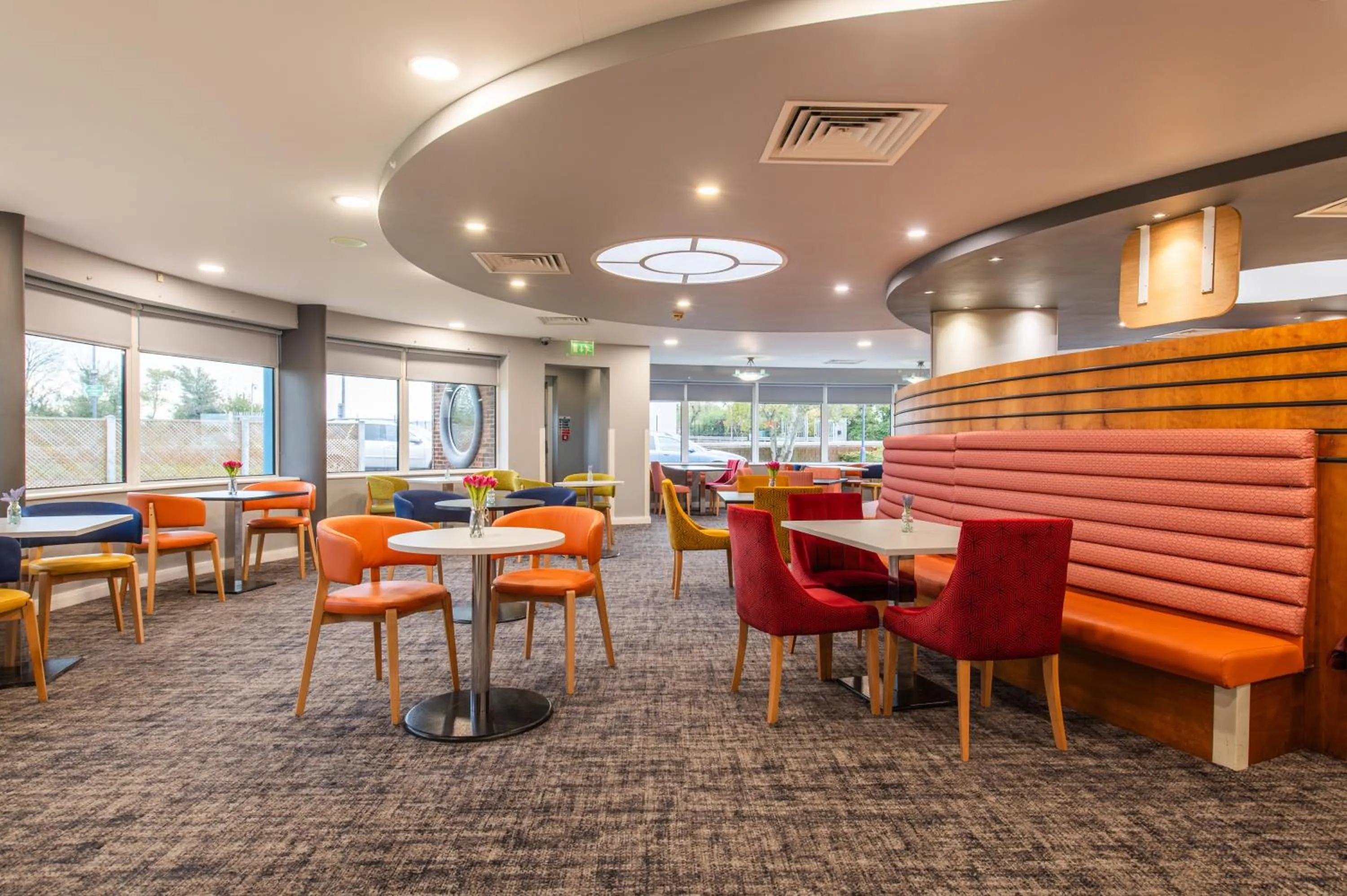 Restaurant/places to eat in Holiday Inn Express Ramsgate – Minster by IHG