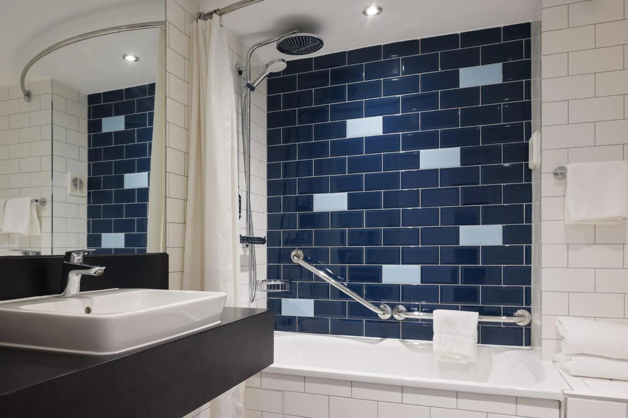 Bathroom in Holiday Inn Mansfield Alfreton M1 Jct 28 by IHG