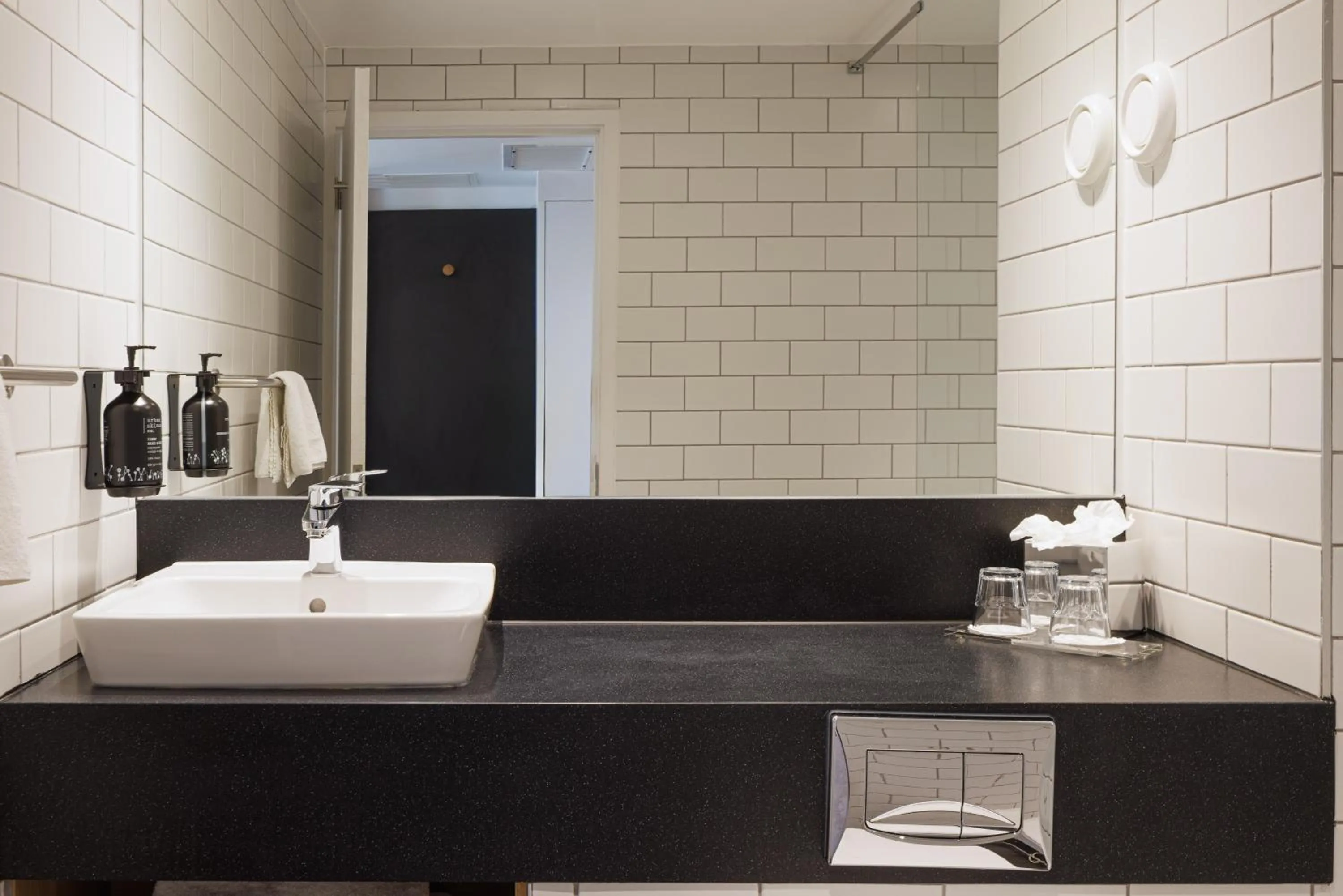 Bathroom in Holiday Inn Mansfield Alfreton M1 Jct 28 by IHG