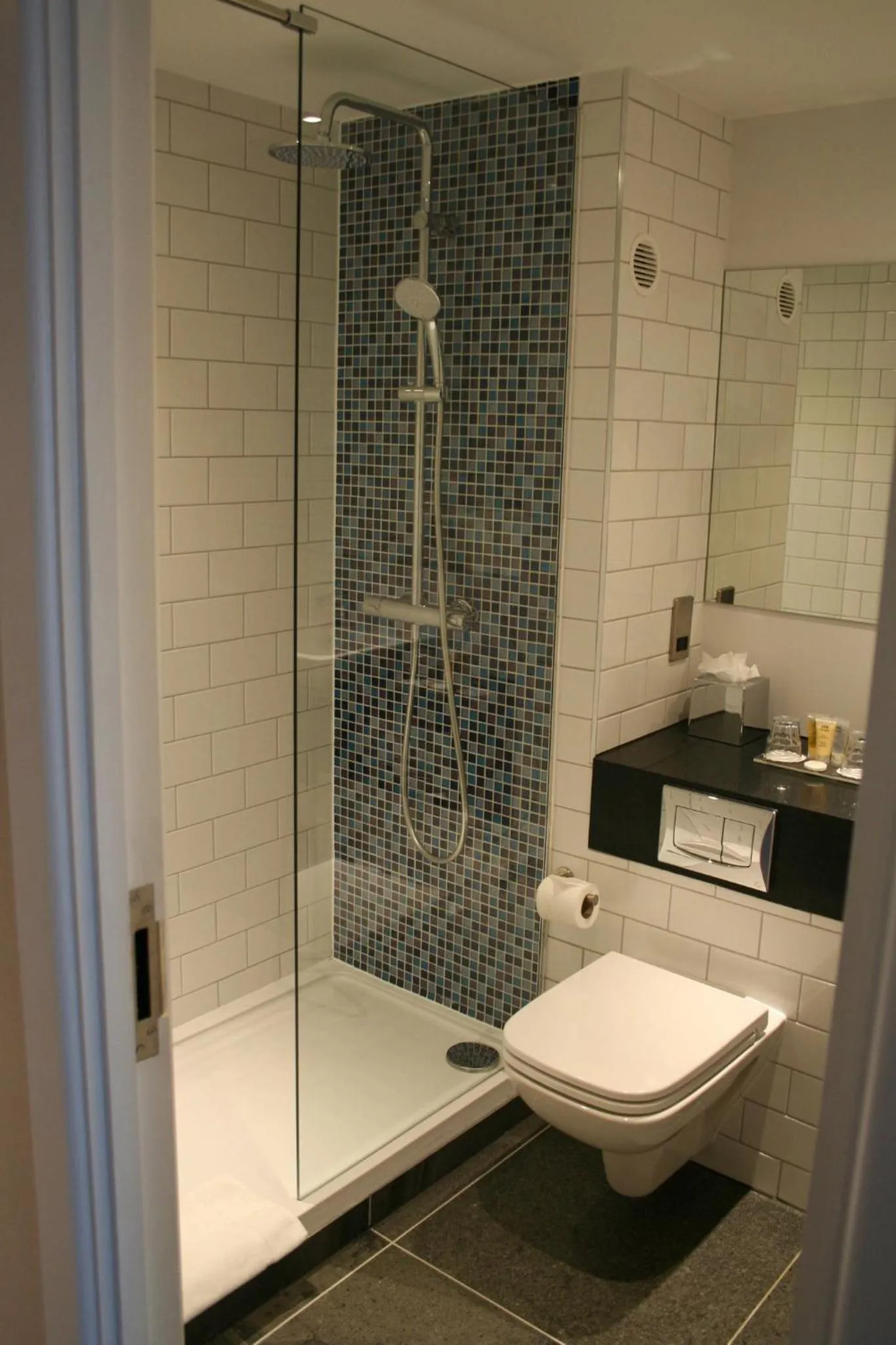 Bathroom in Holiday Inn Mansfield Alfreton M1 Jct 28 by IHG