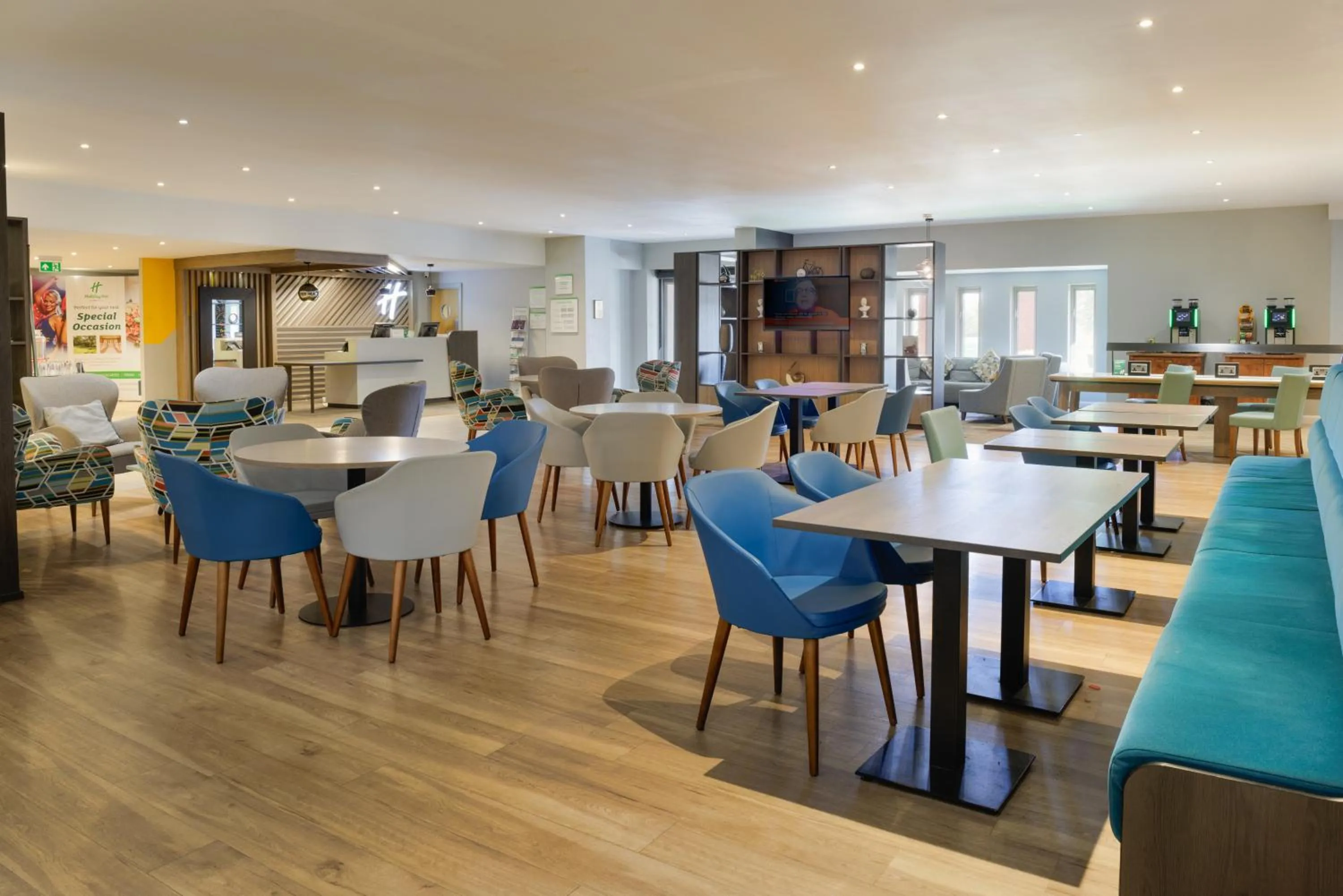 Restaurant/places to eat in Holiday Inn Mansfield Alfreton M1 Jct 28 by IHG