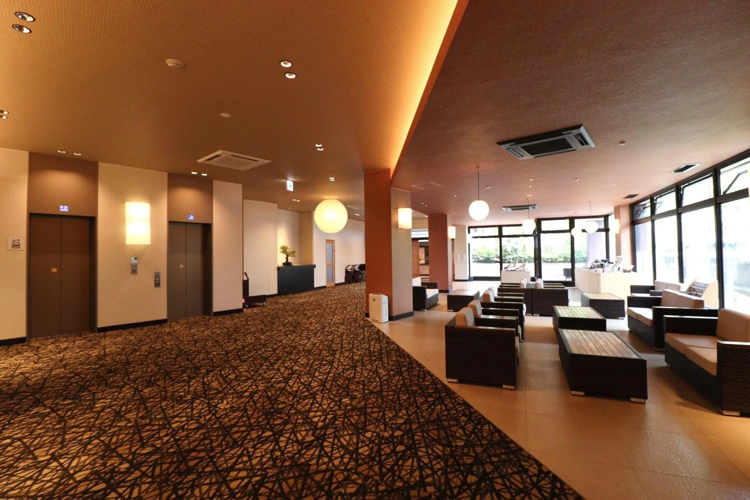 Lobby or reception in Dogo Onsen Yachiyo 道後温泉八千代