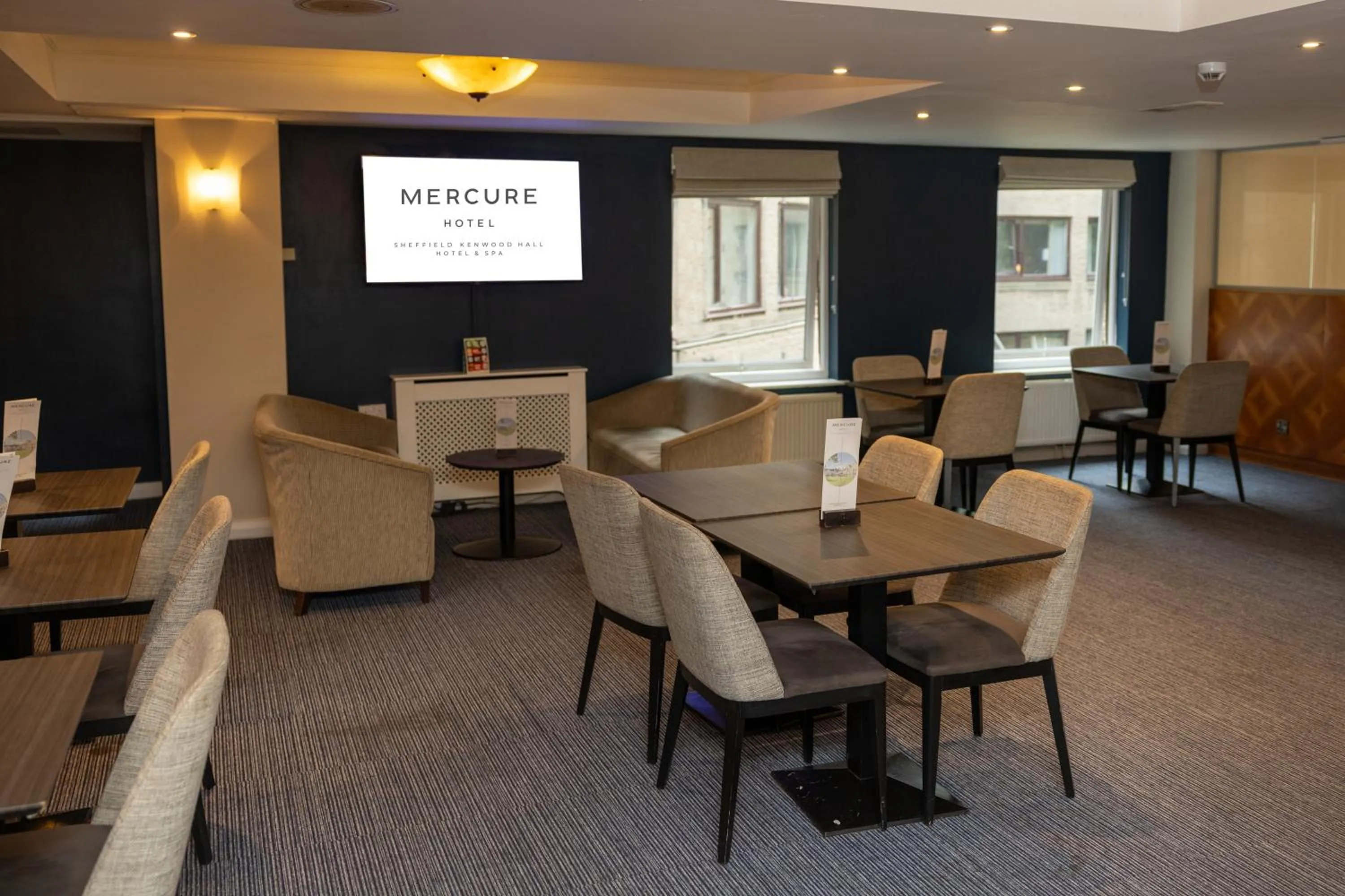 Living room in Mercure Sheffield Kenwood Hall & Spa