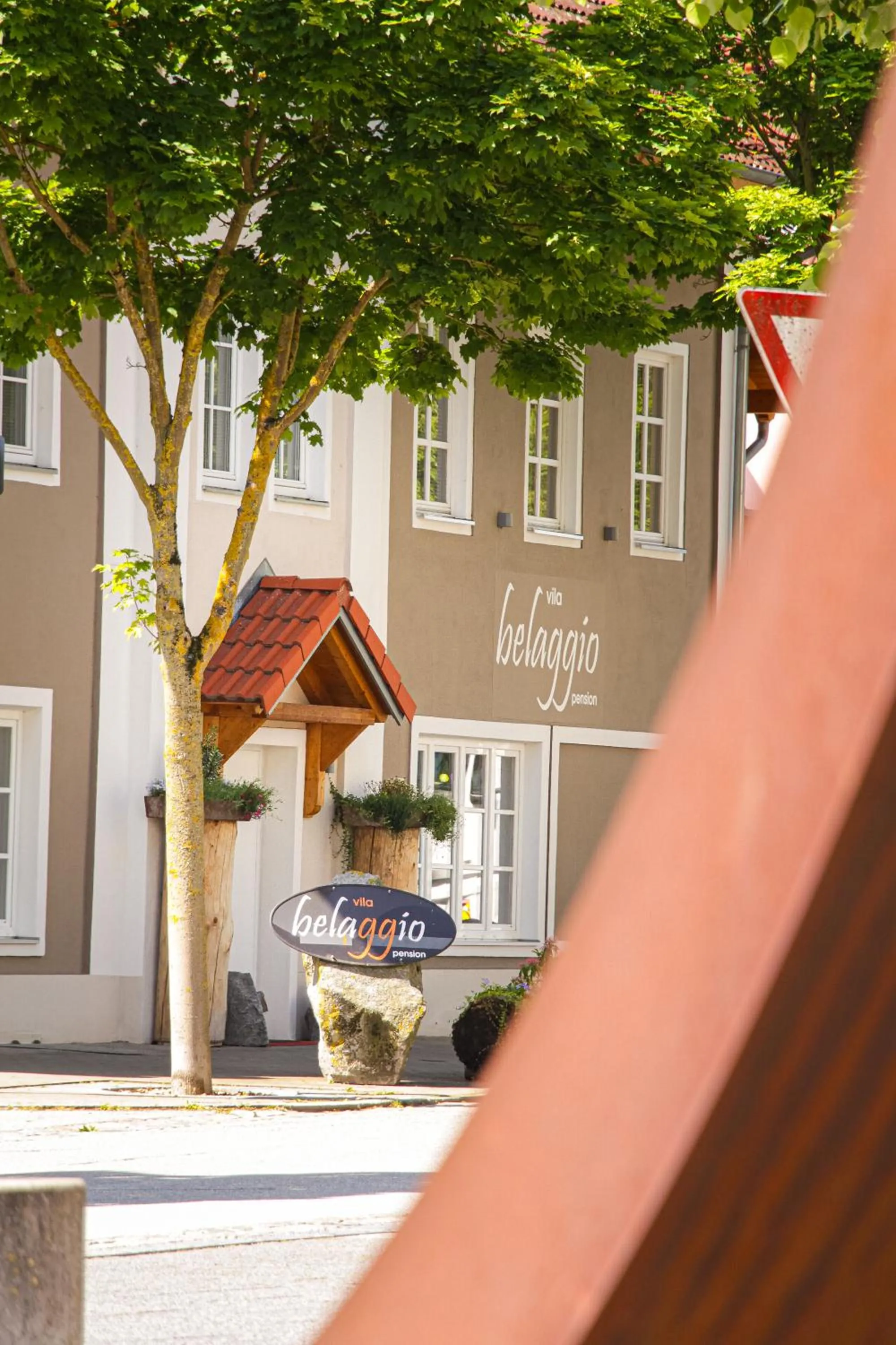 Property building in Vila Belaggio