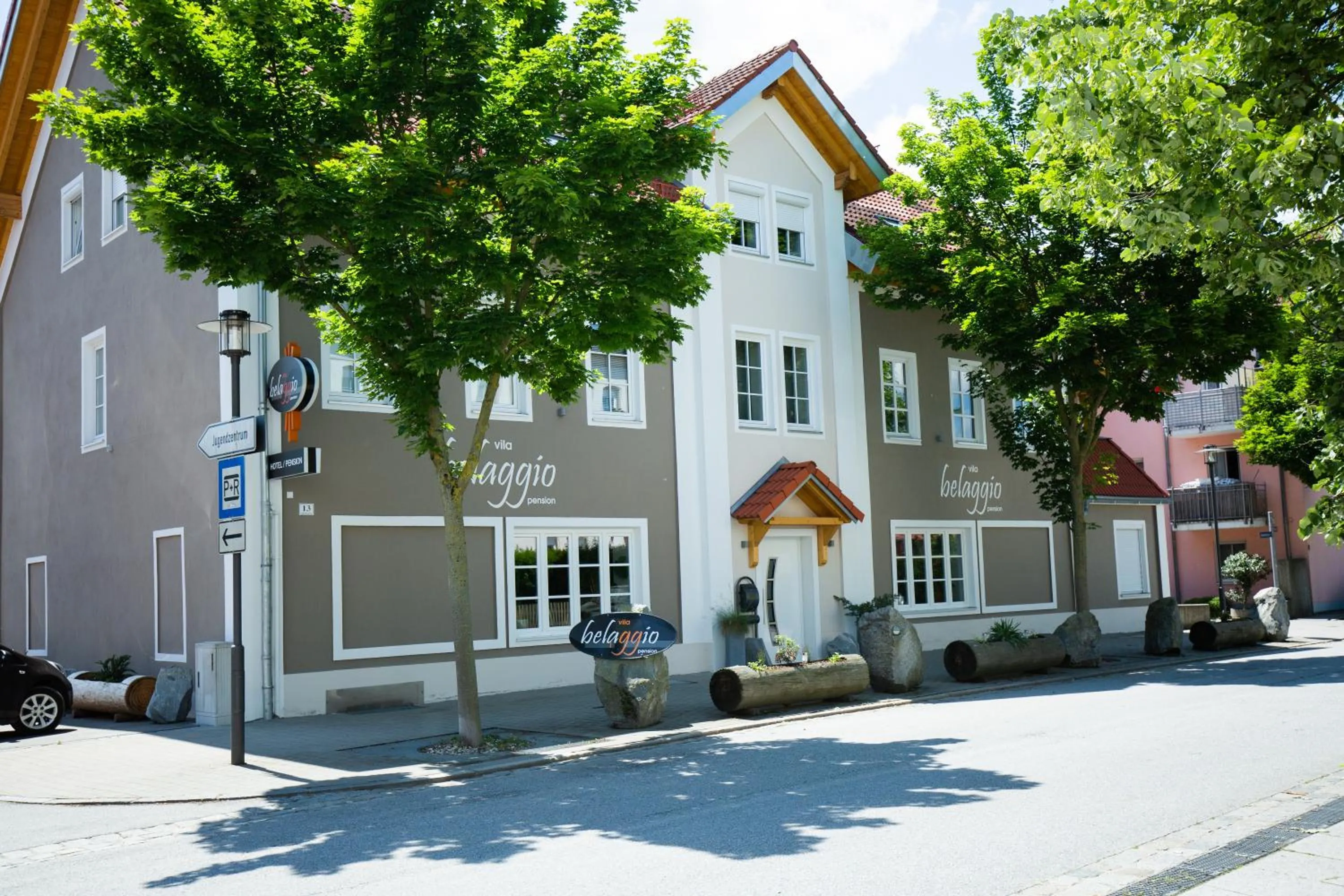 Facade/entrance in Vila Belaggio