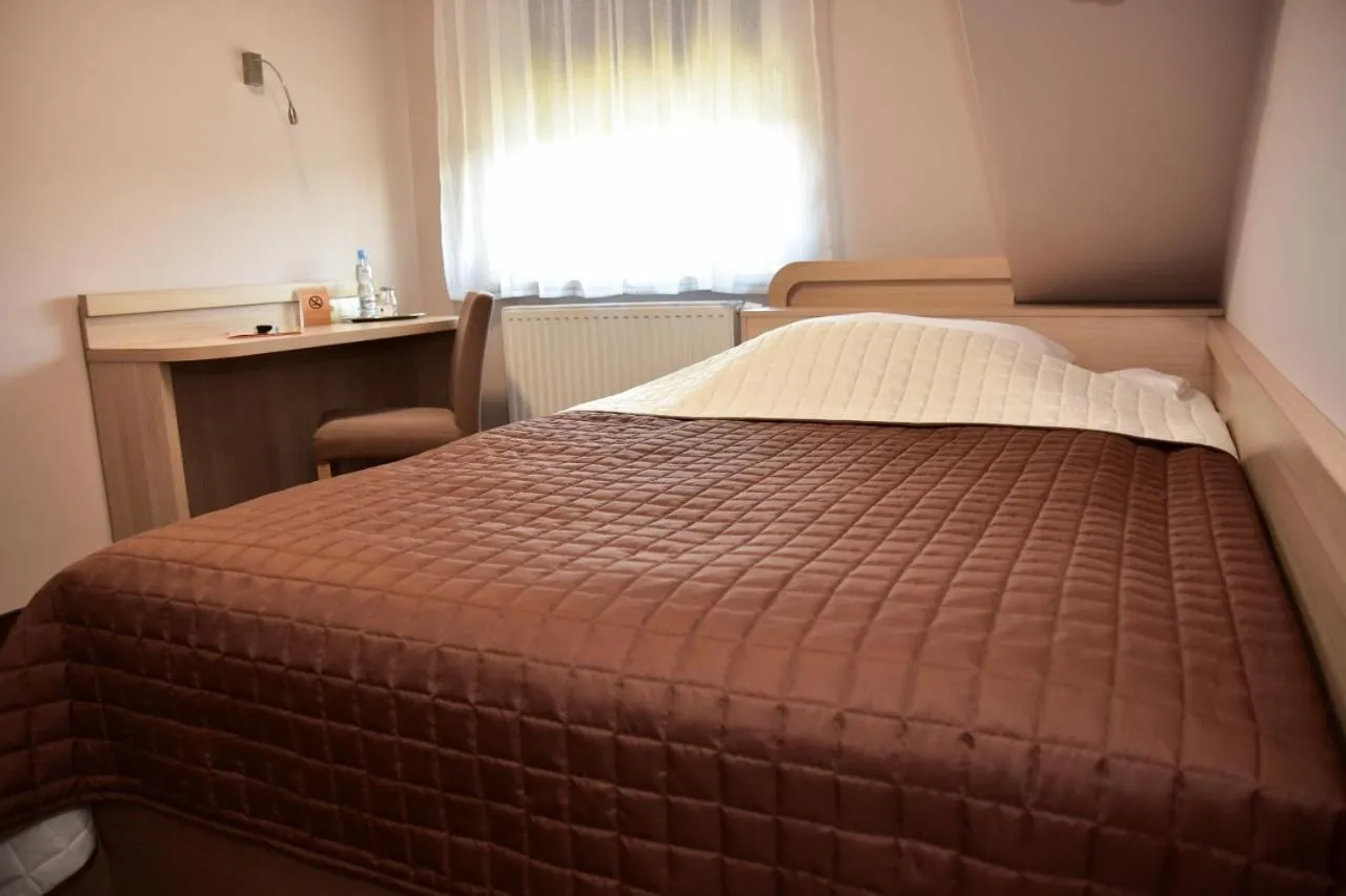Bed in Hotel Nekla