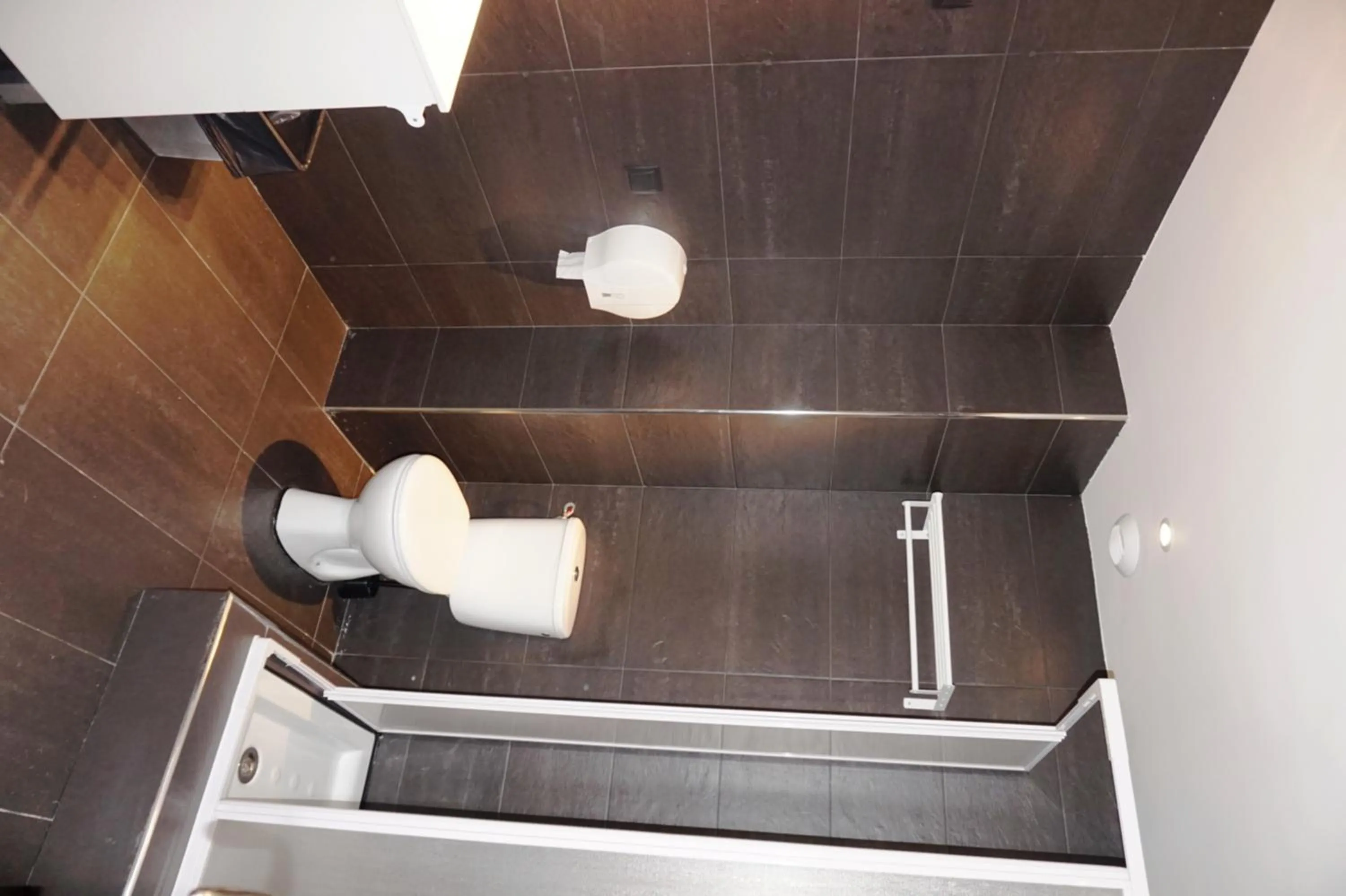 Bathroom in Far Home Atocha