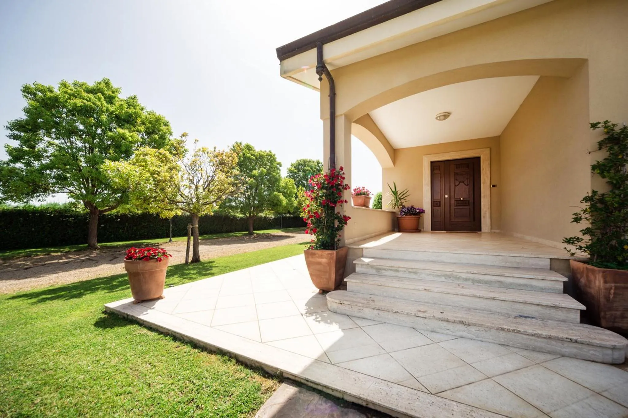 Facade/entrance in B&B Samilu'