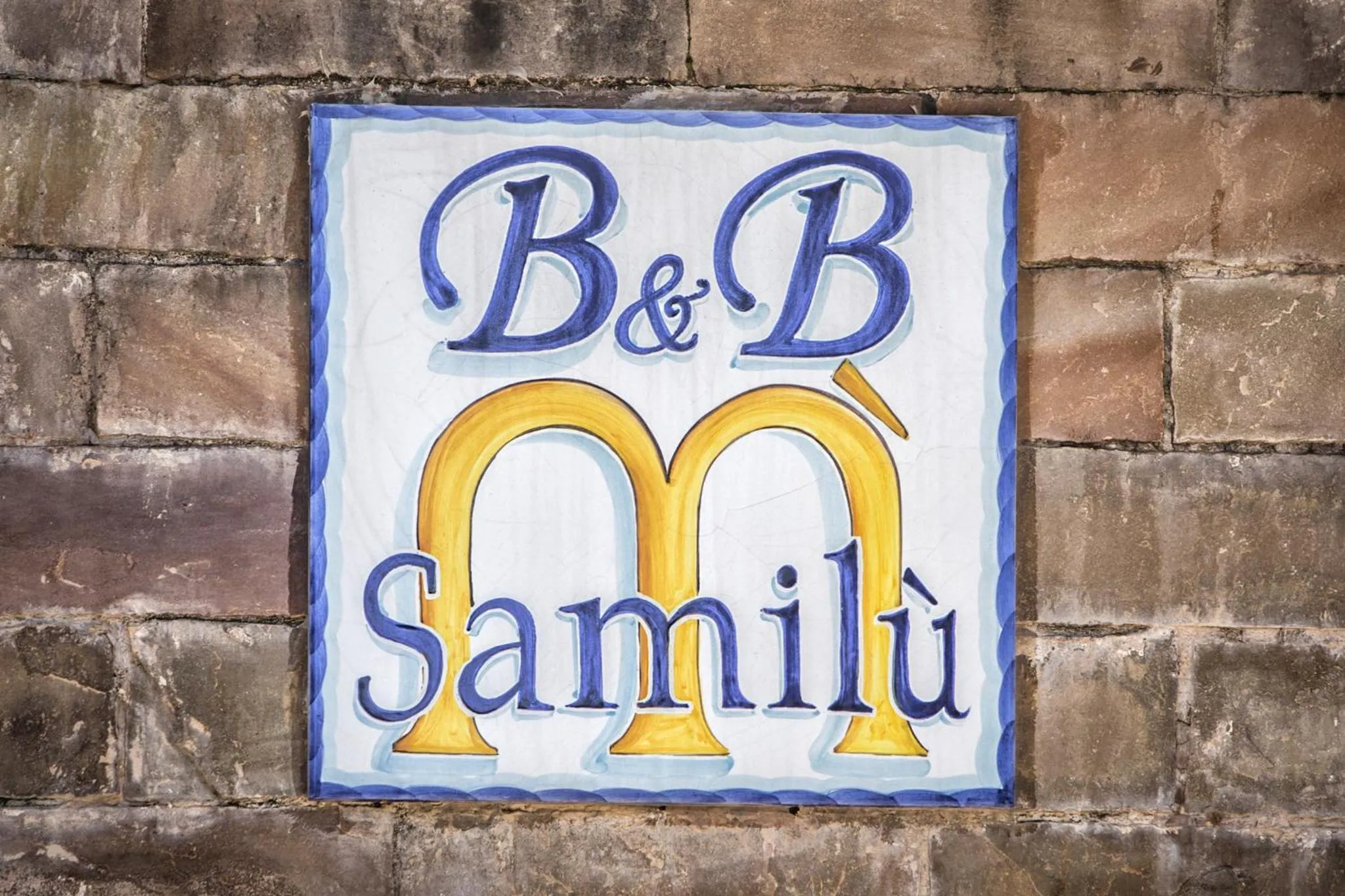 Property logo or sign in B&B Samilu'