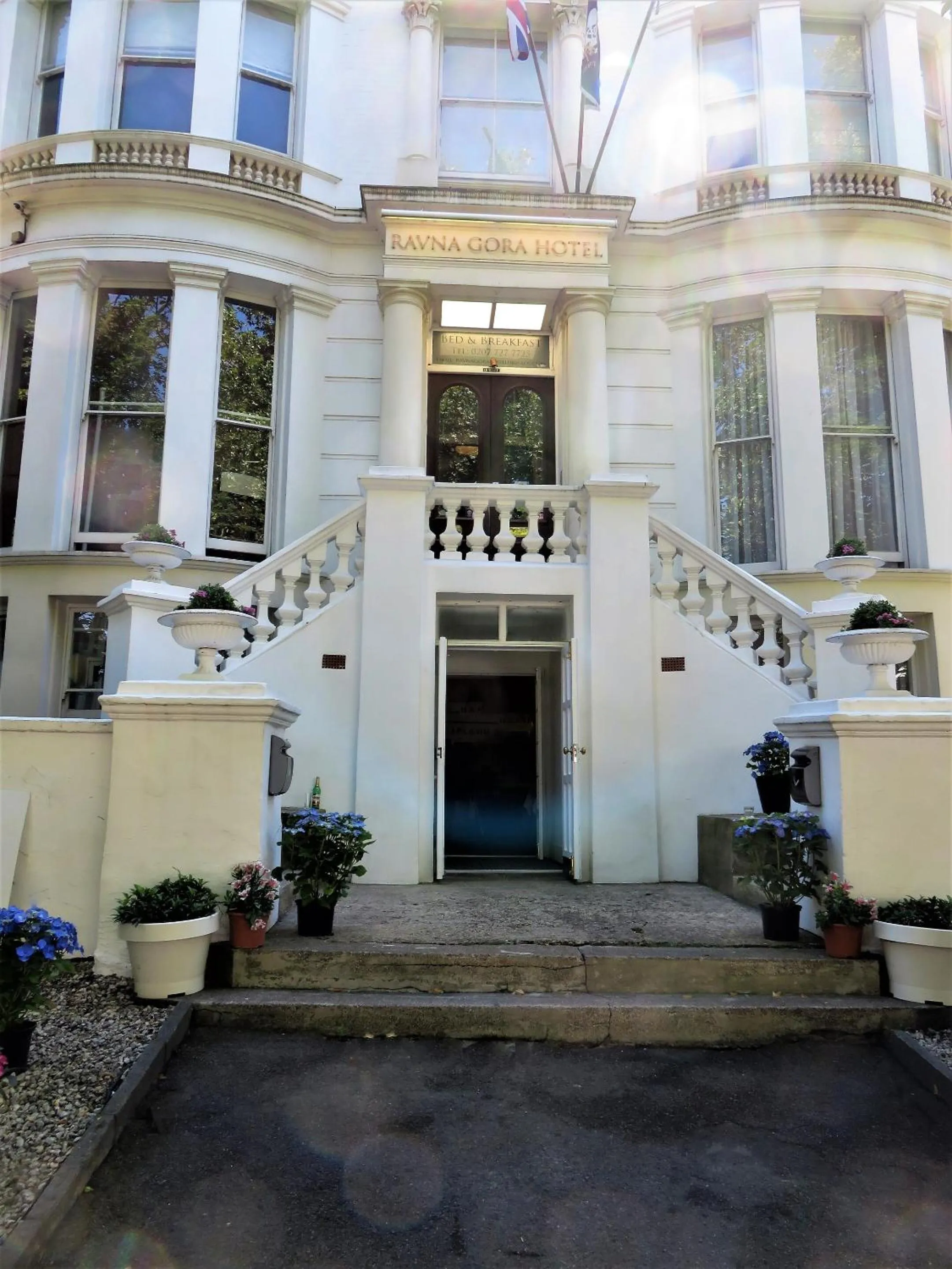 Property building in Ravna Gora