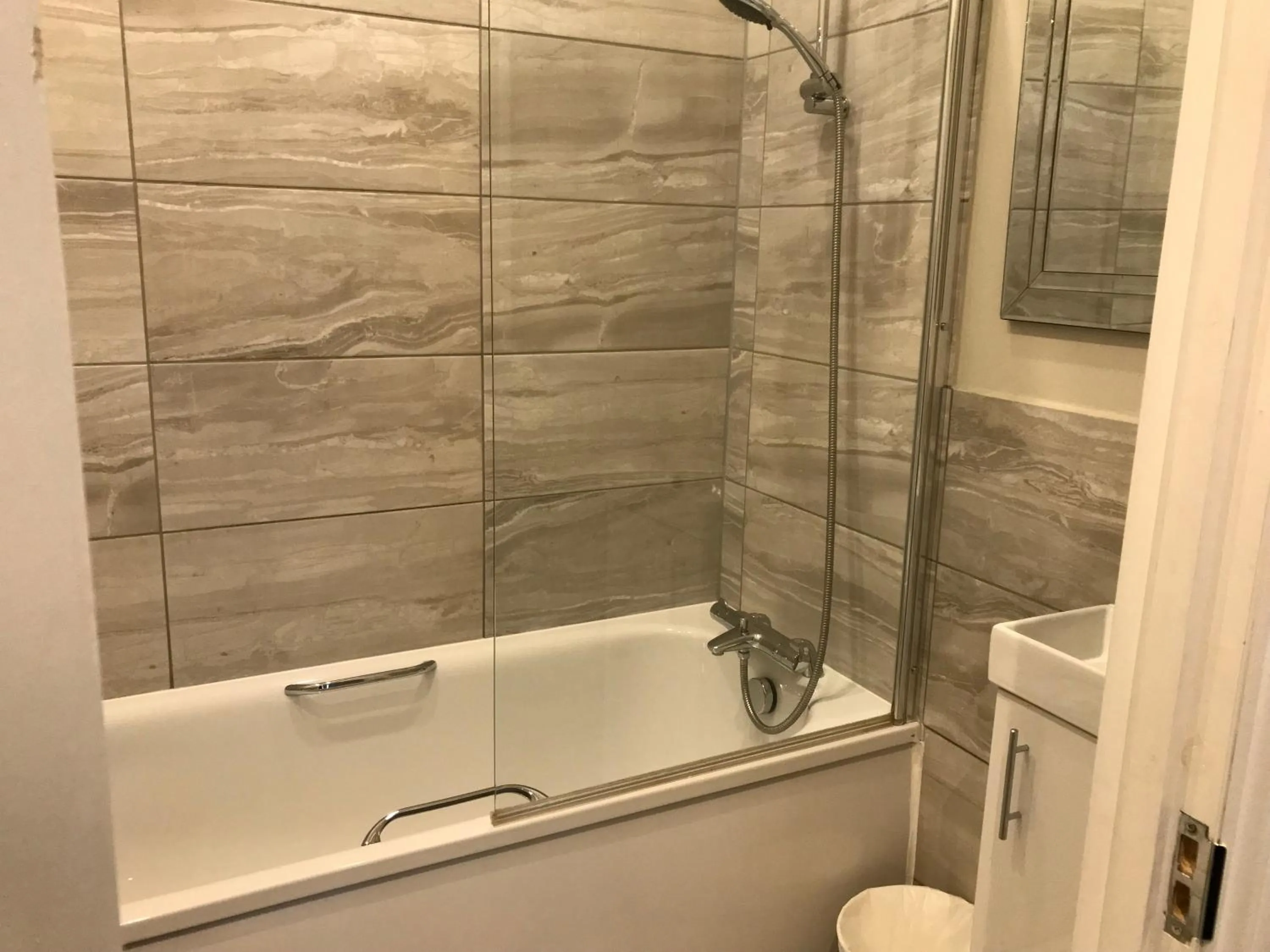 Bathroom in Ravna Gora