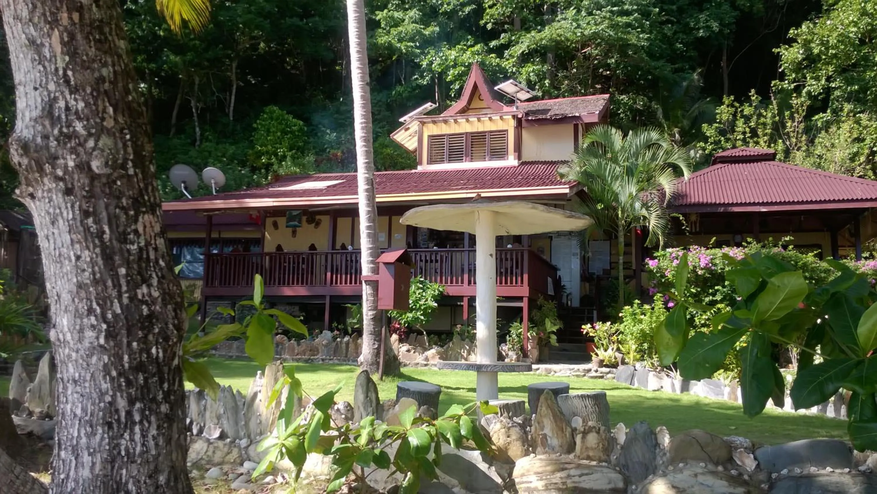 Coconut Garden Island Resort