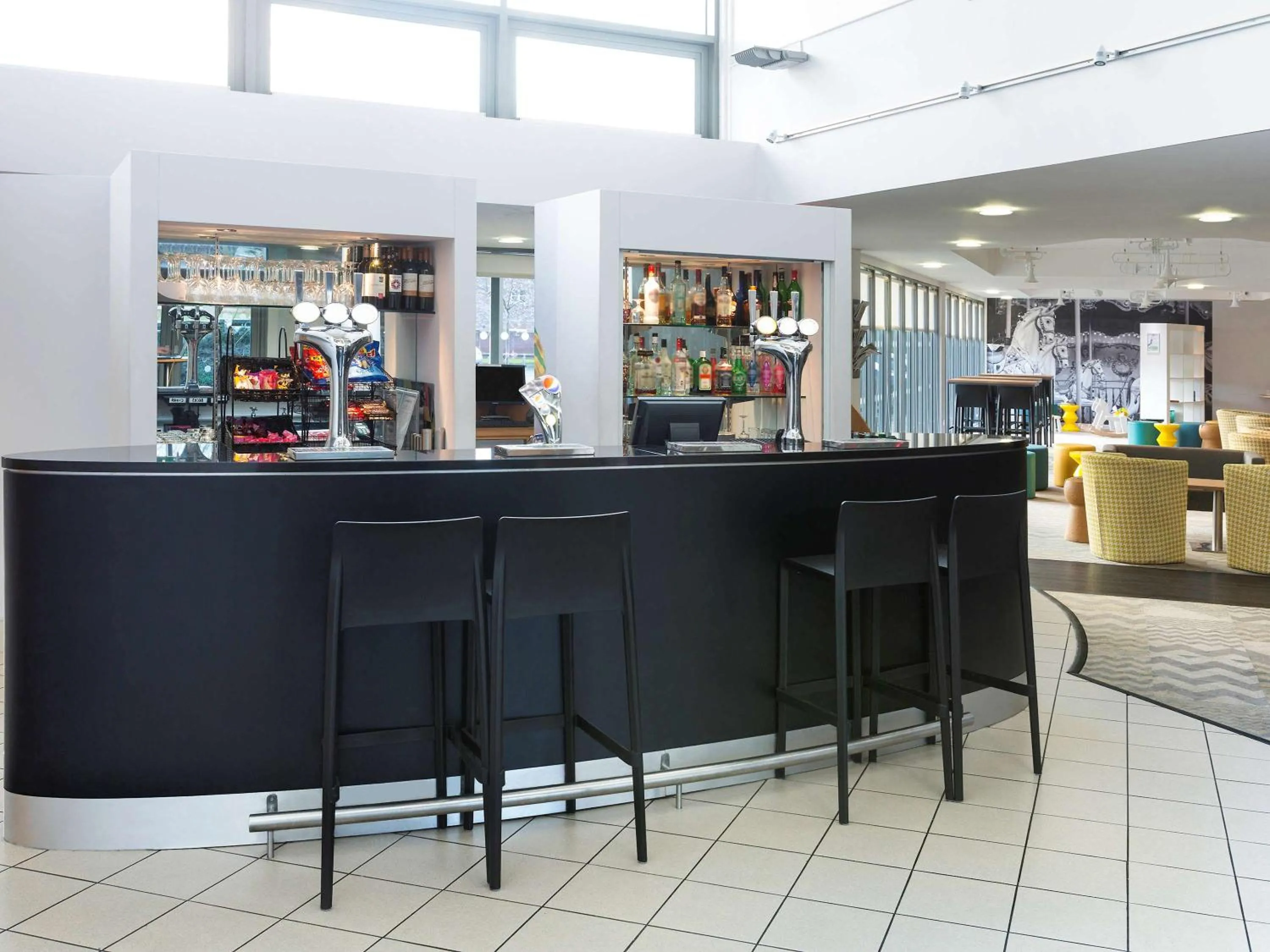 Lounge or bar in ibis Styles Haydock