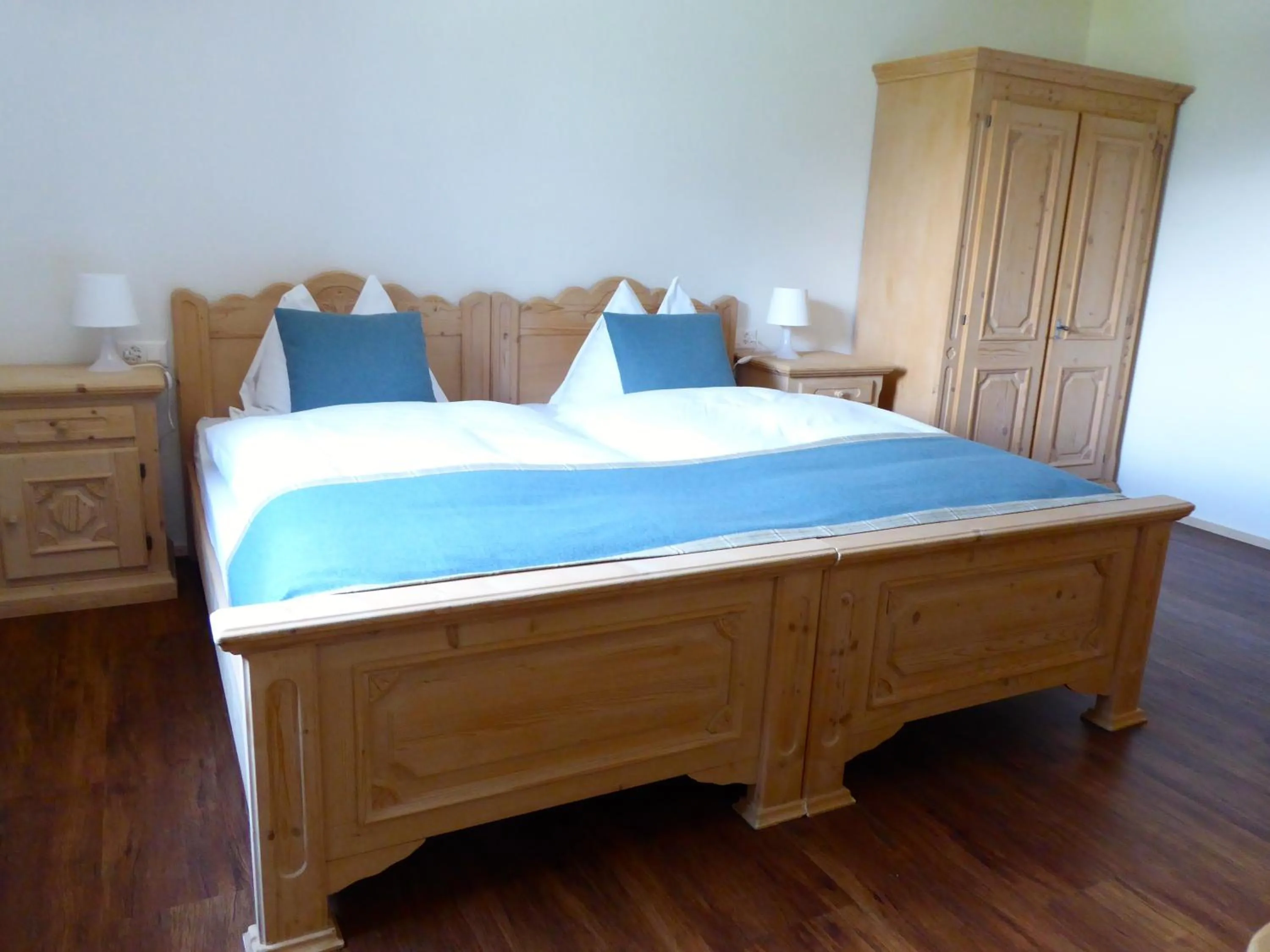 Bed in Hotel Roseg-Gletscher