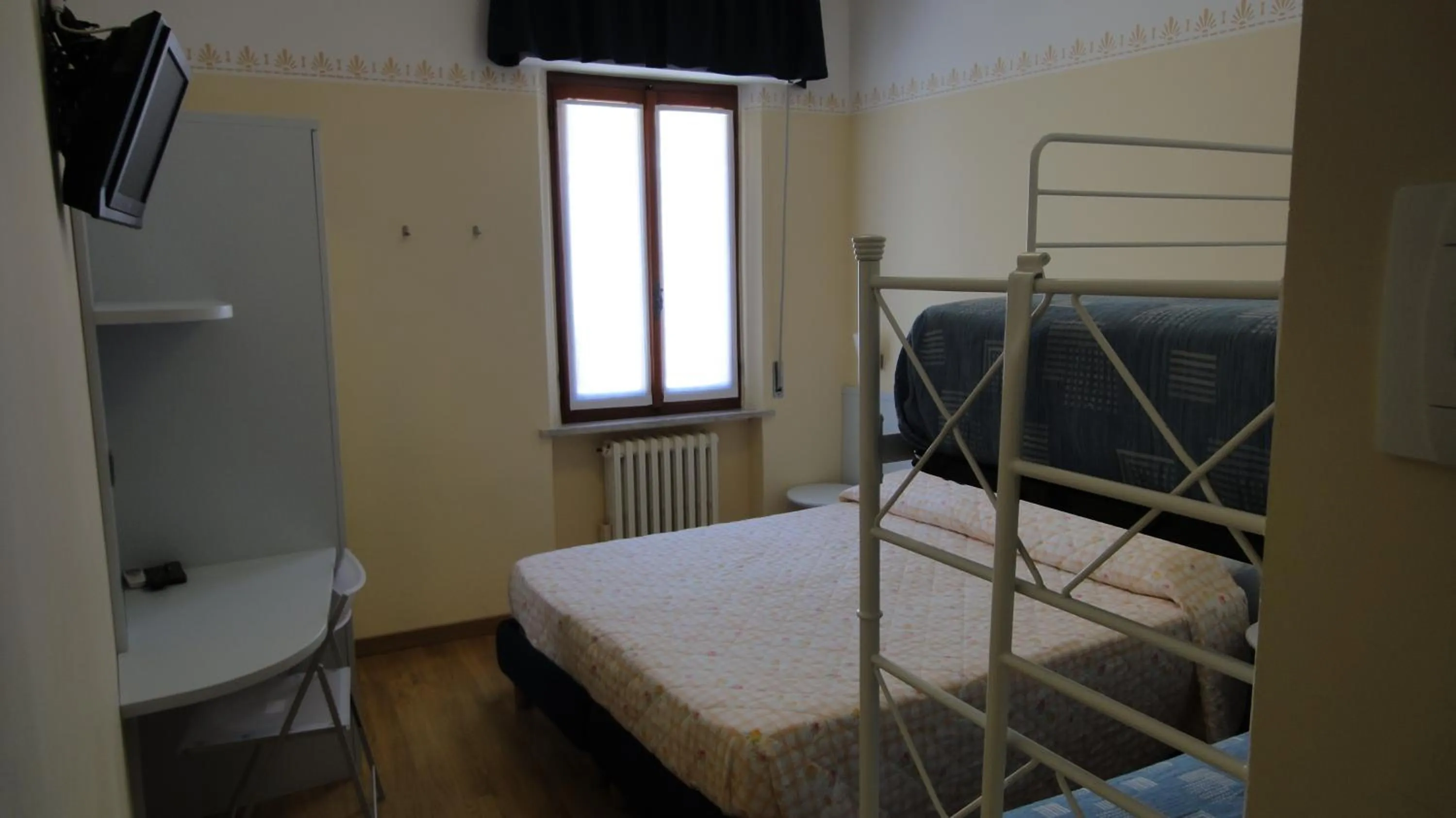 Photo of the whole room, Bed in Hotel Centrale