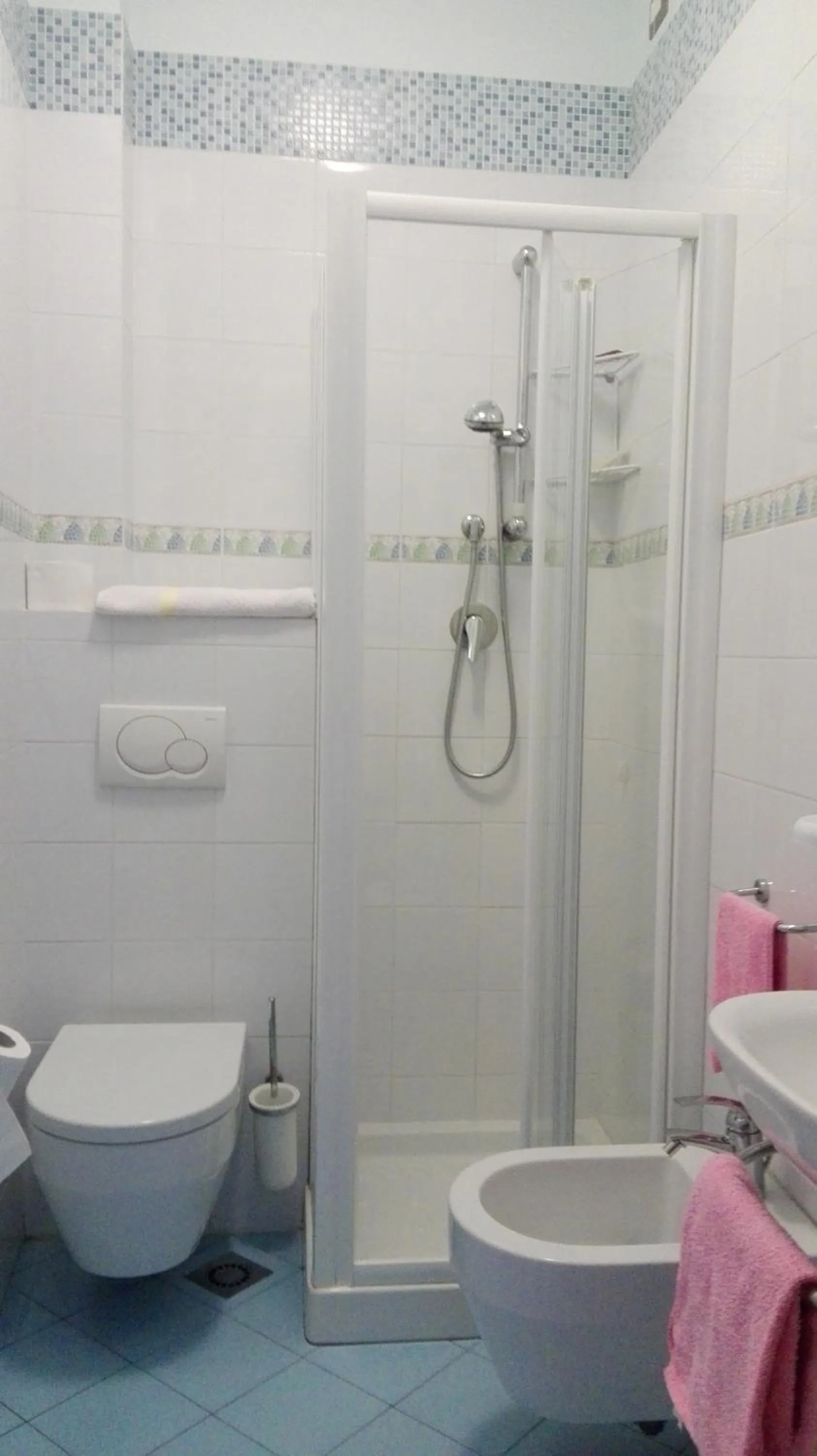 Bathroom in Hotel Centrale