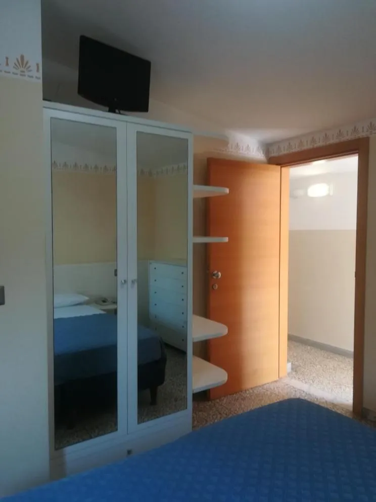 Bedroom, Bed in Hotel Centrale