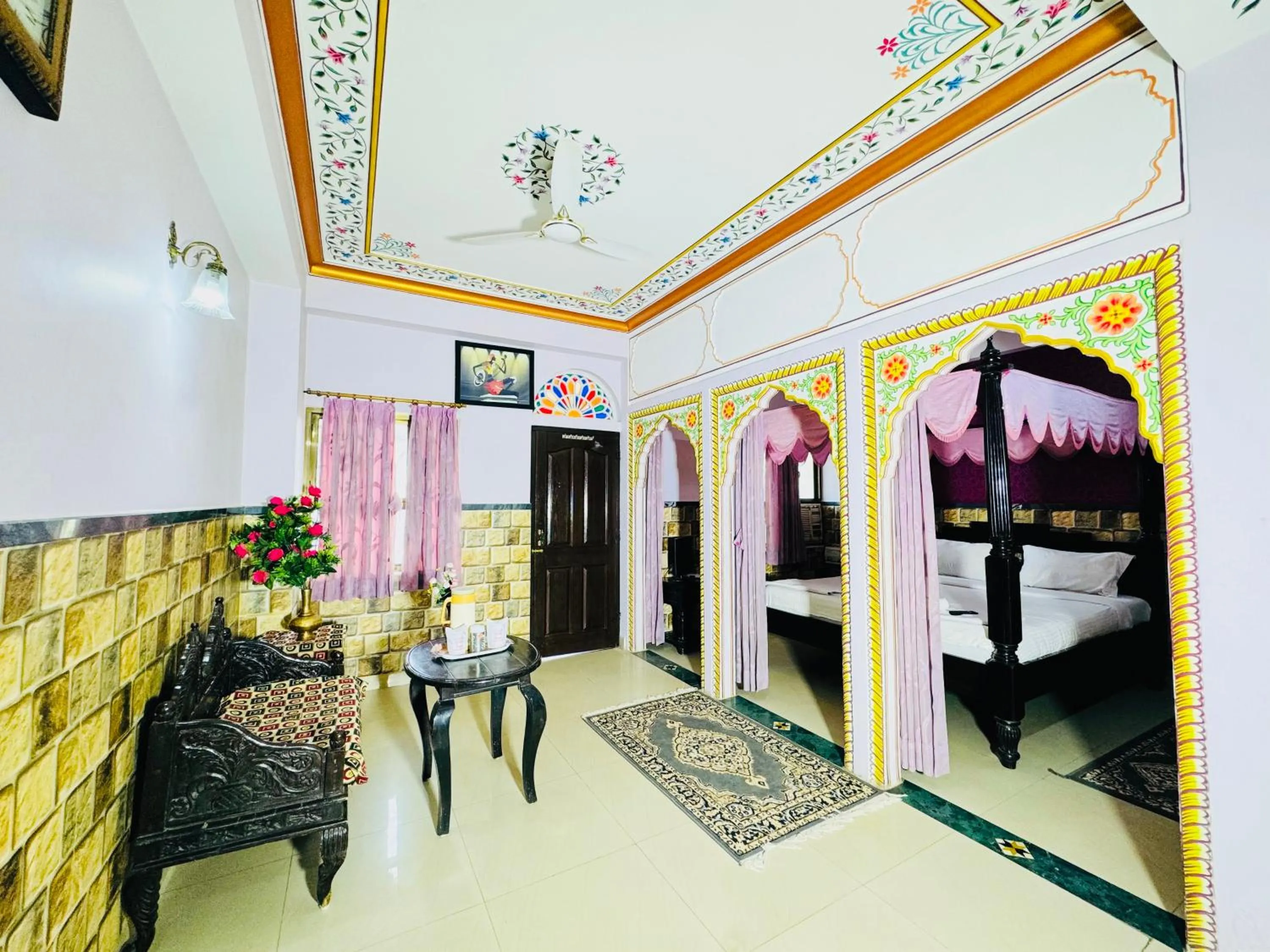 View (from property/room), Bed in Hotel Moon Light Palace