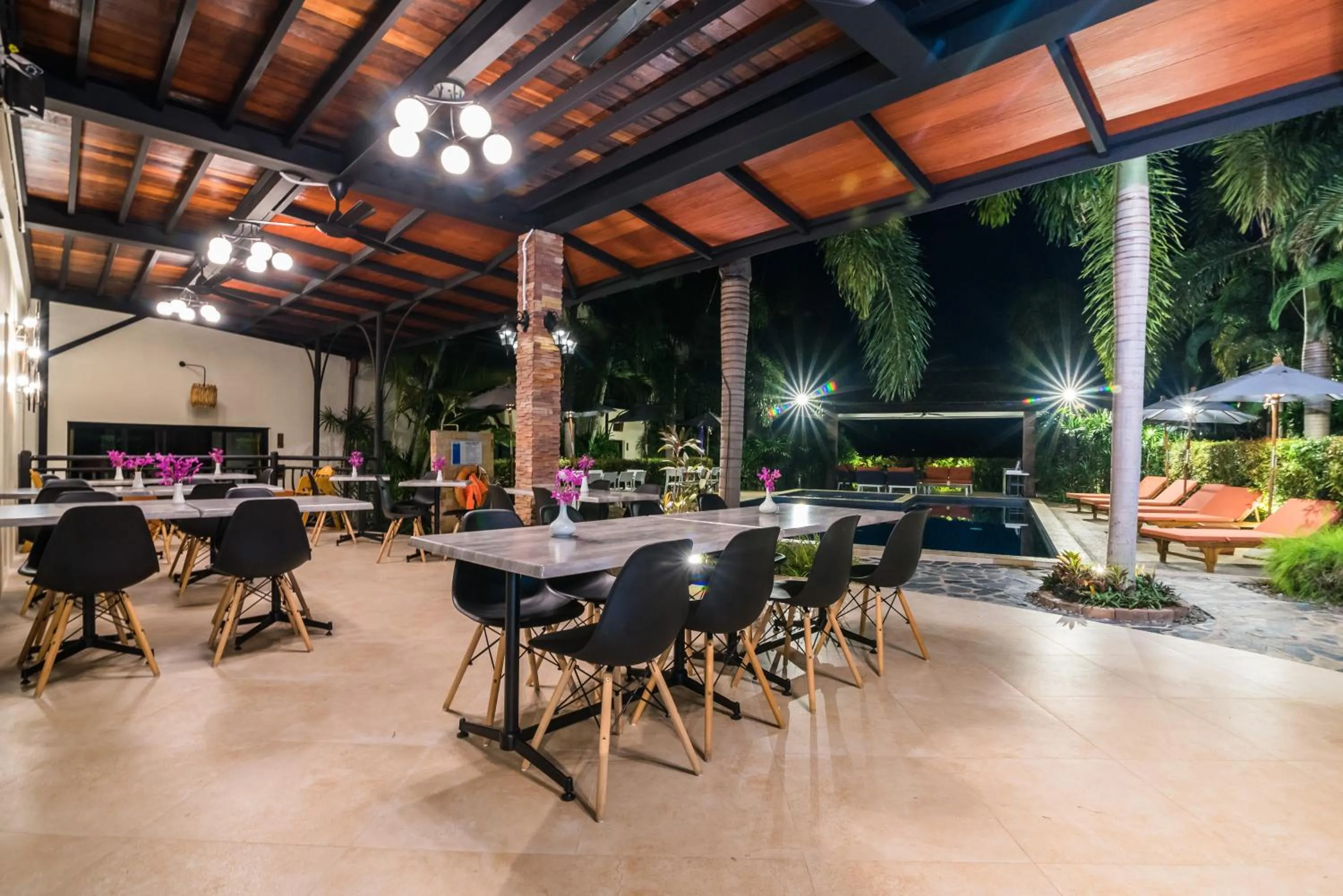 Pa Prai Villas and Suites Resort