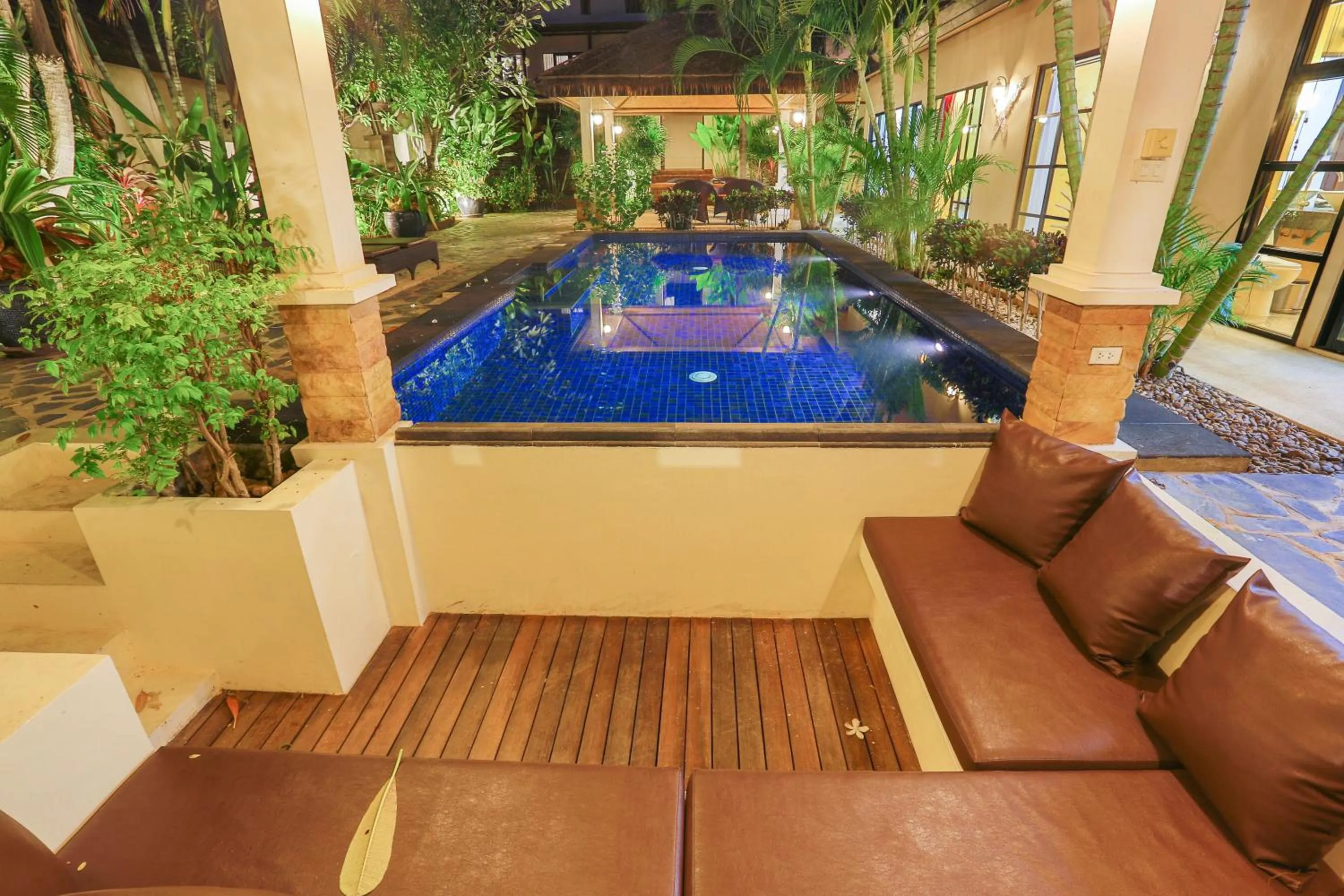 Pa Prai Villas and Suites Resort