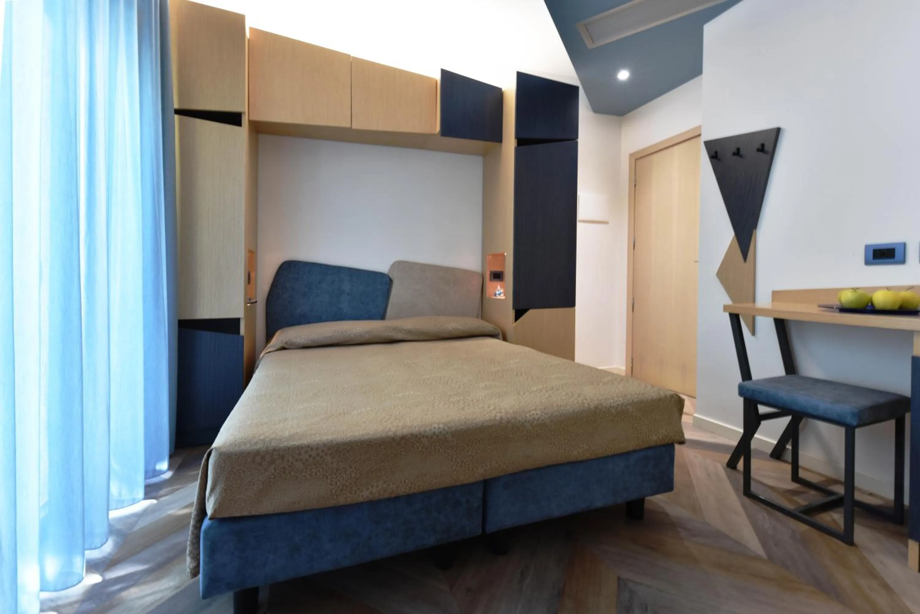 Photo of the whole room, Bed in Color Hotel Rimini