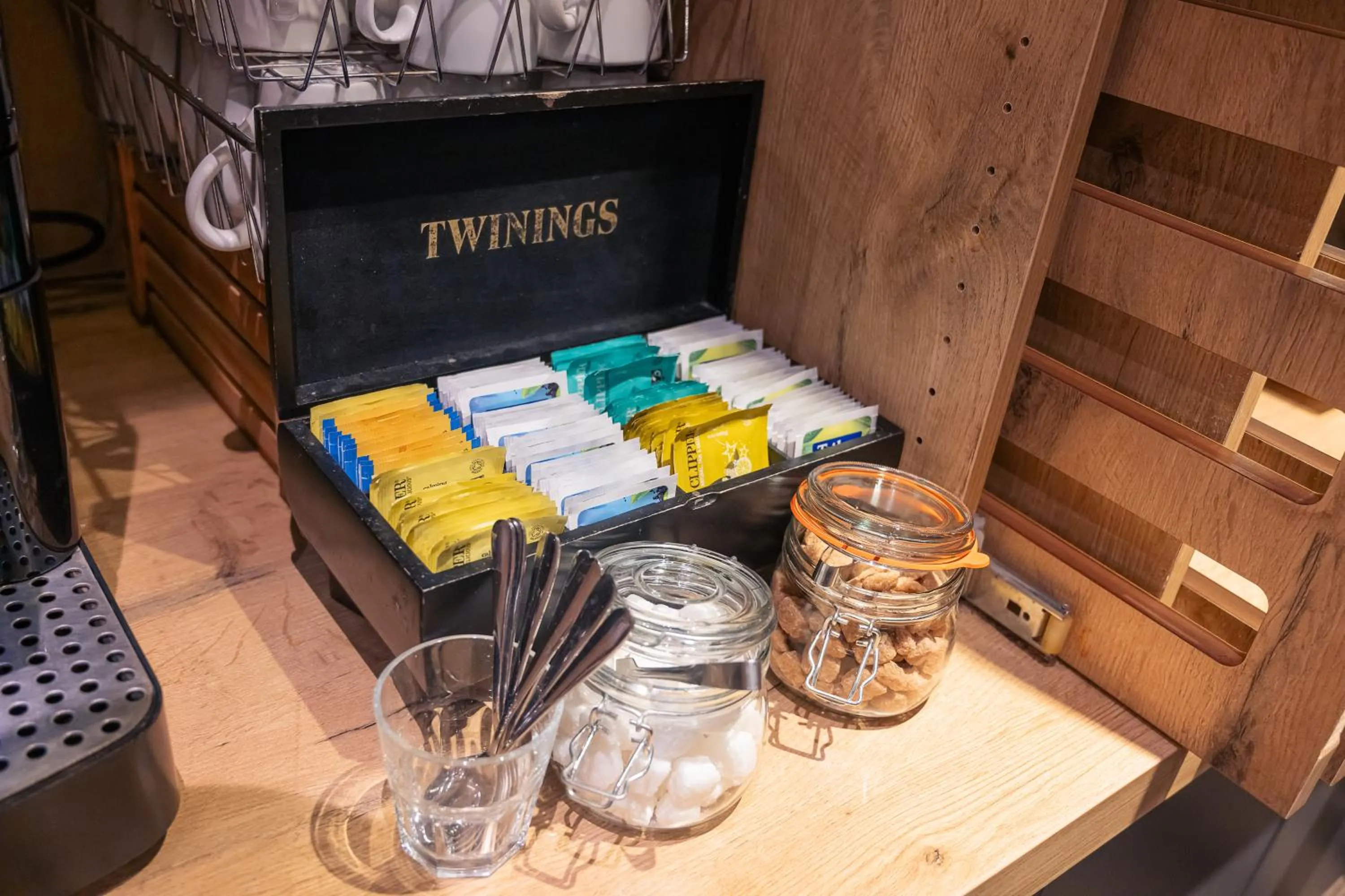 Coffee/tea facilities in ibis Portsmouth