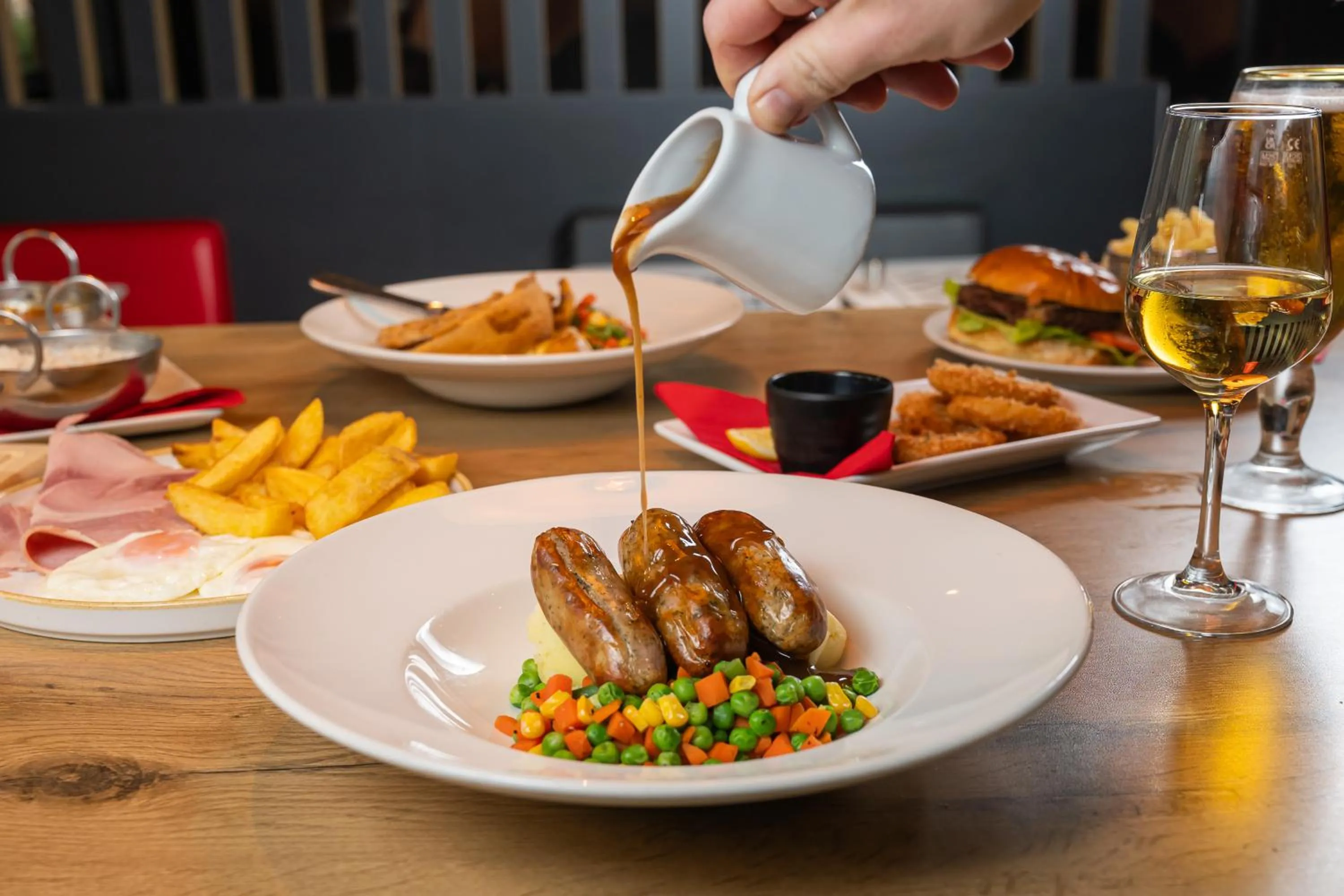 Restaurant/places to eat in ibis Portsmouth