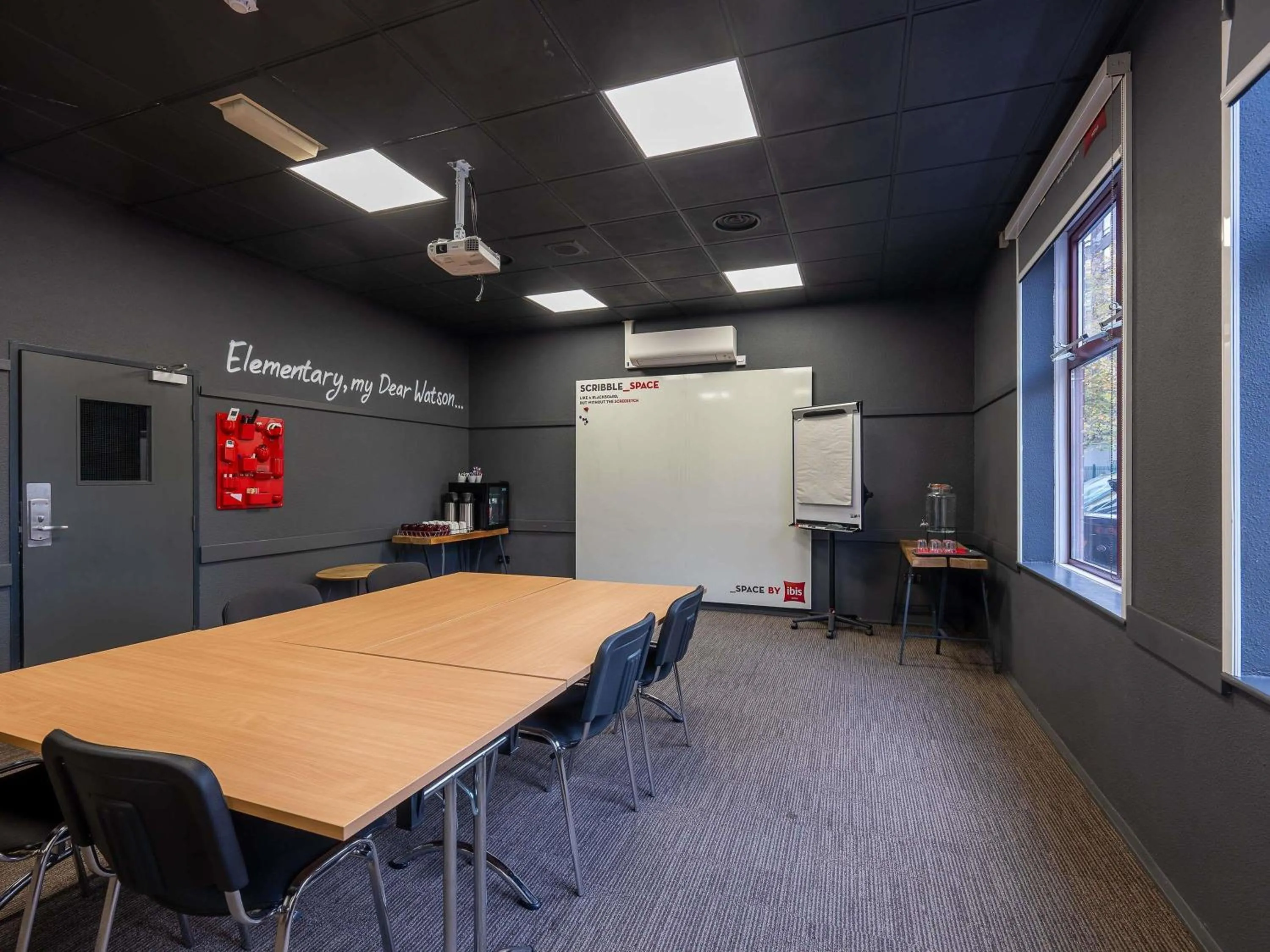 Meeting/conference room in ibis Portsmouth