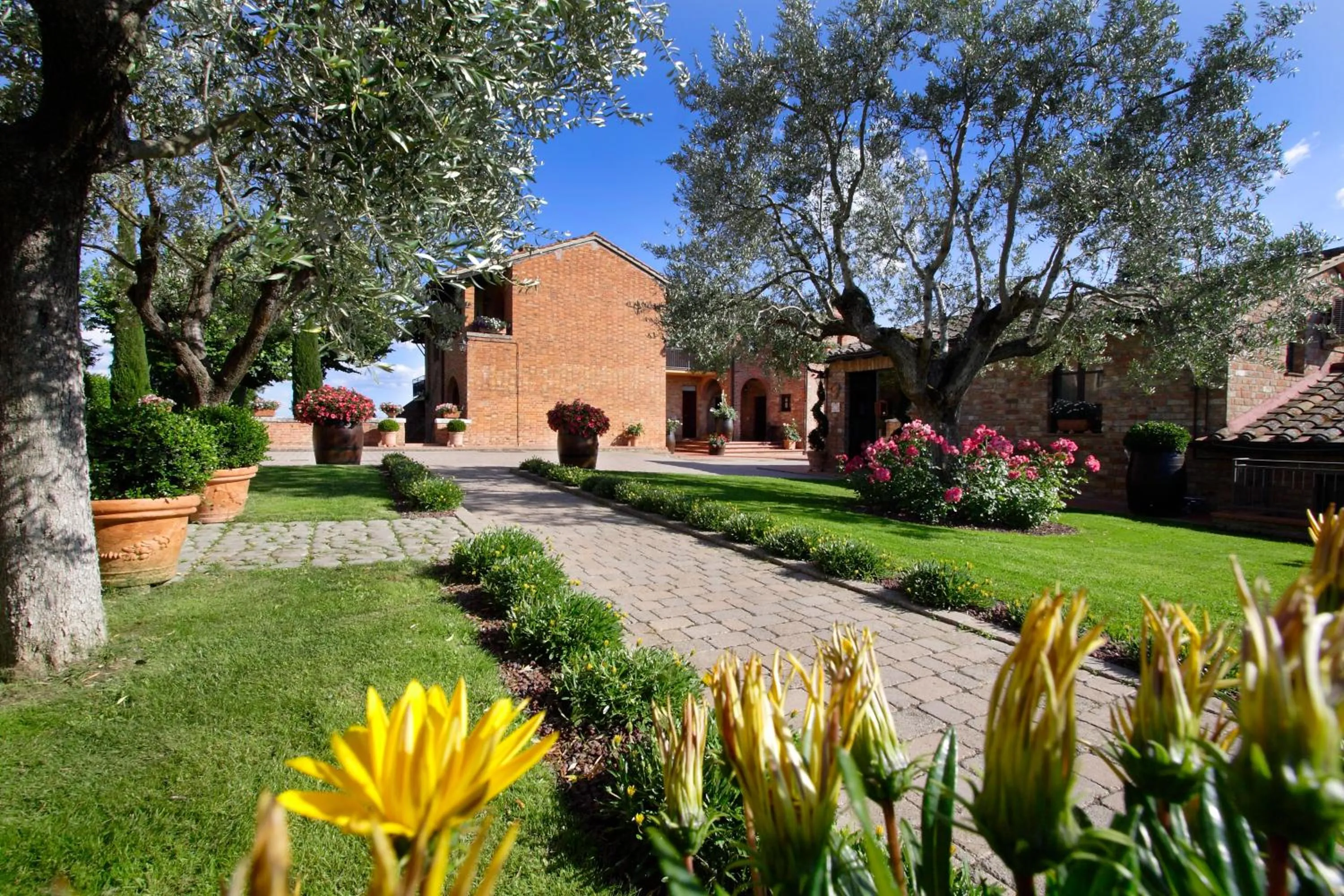 Day in Borgo Tre Rose