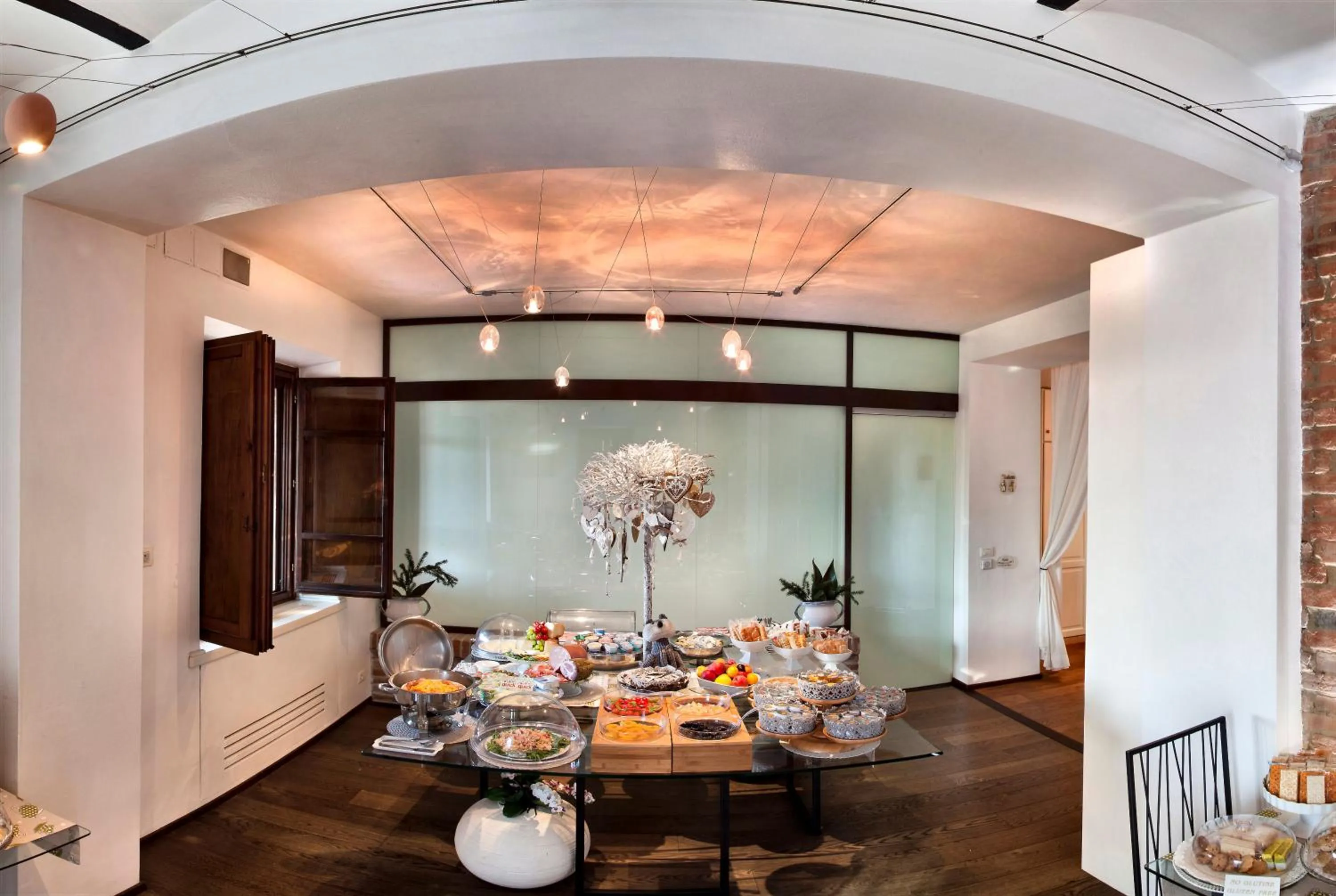 Buffet breakfast in Borgo Tre Rose