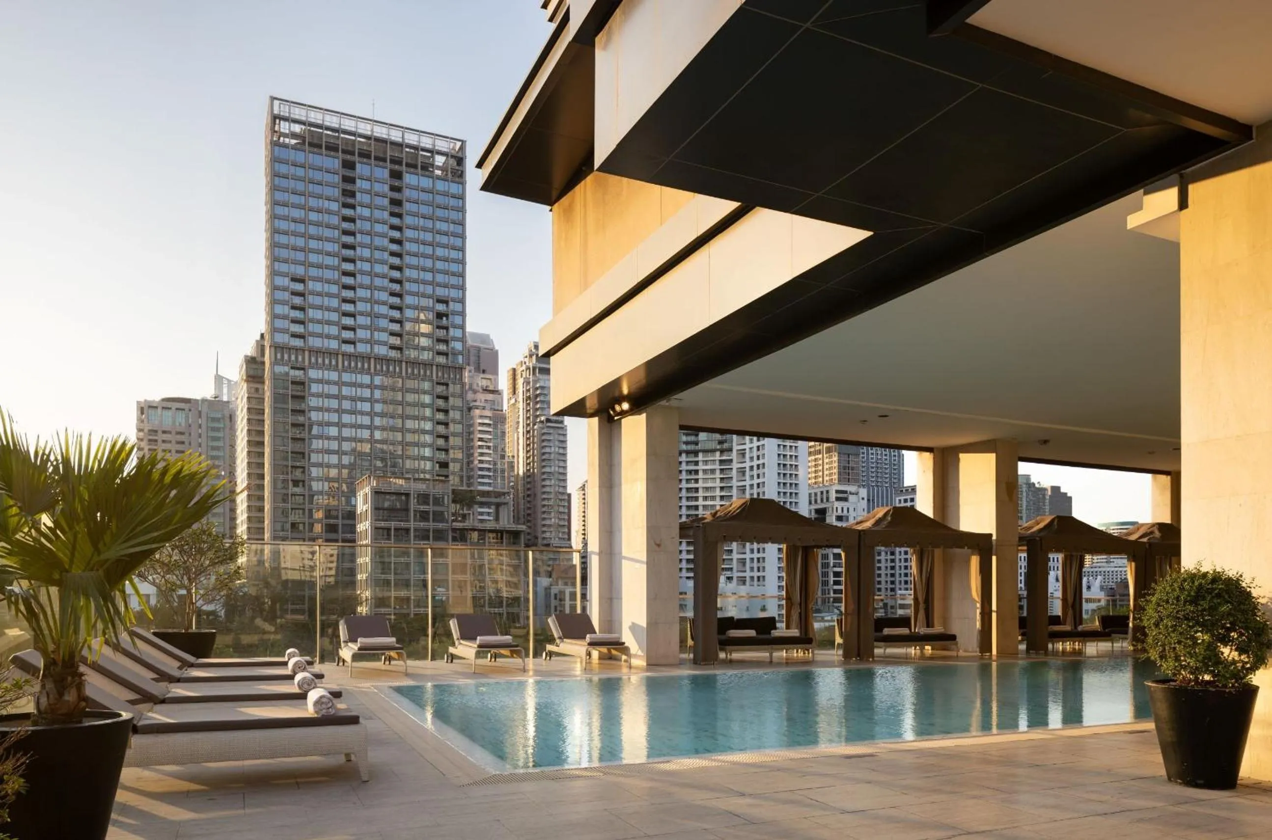 Fitness centre/facilities in Oriental Residence Bangkok