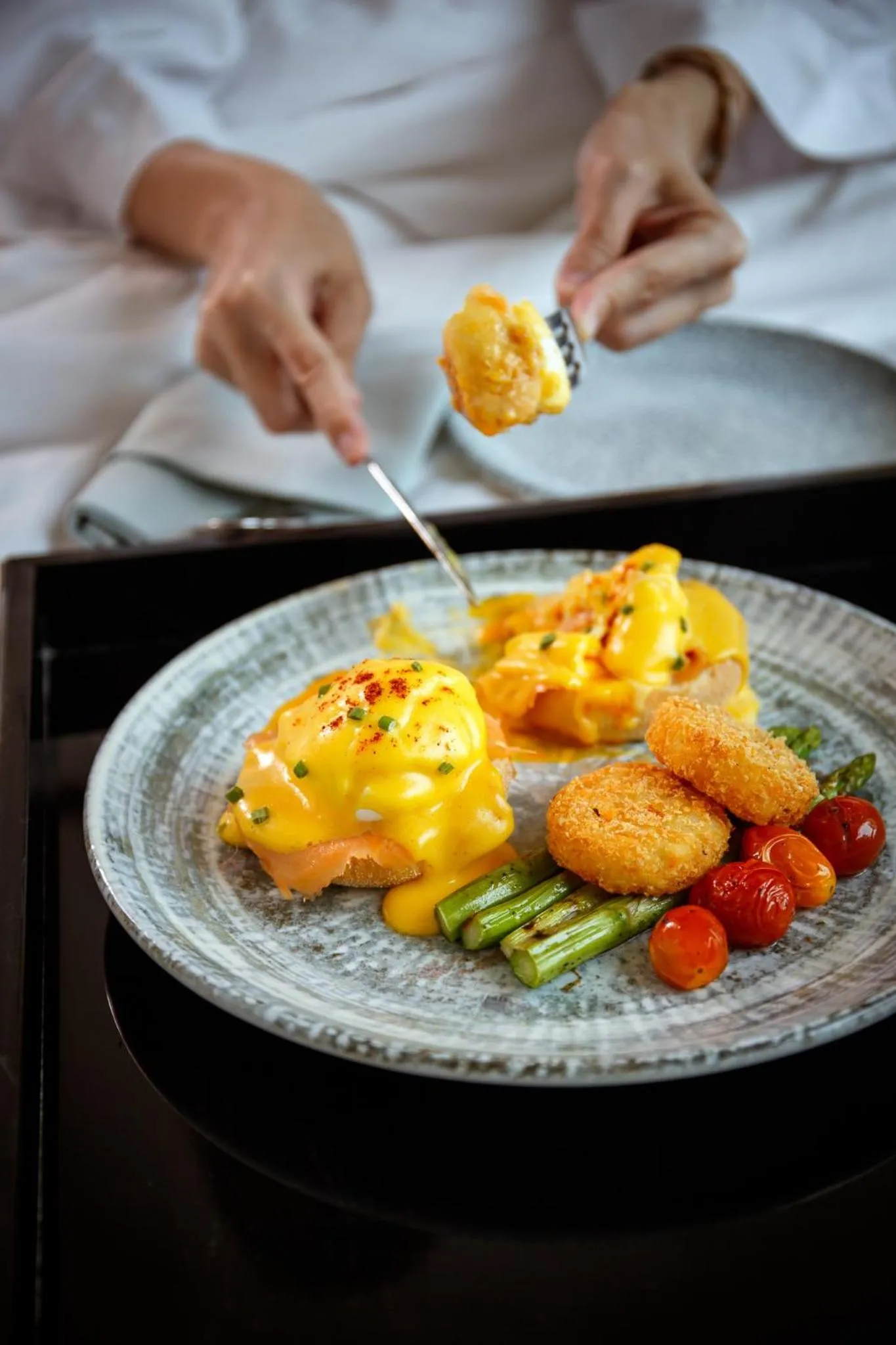 Restaurant/places to eat in Oriental Residence Bangkok