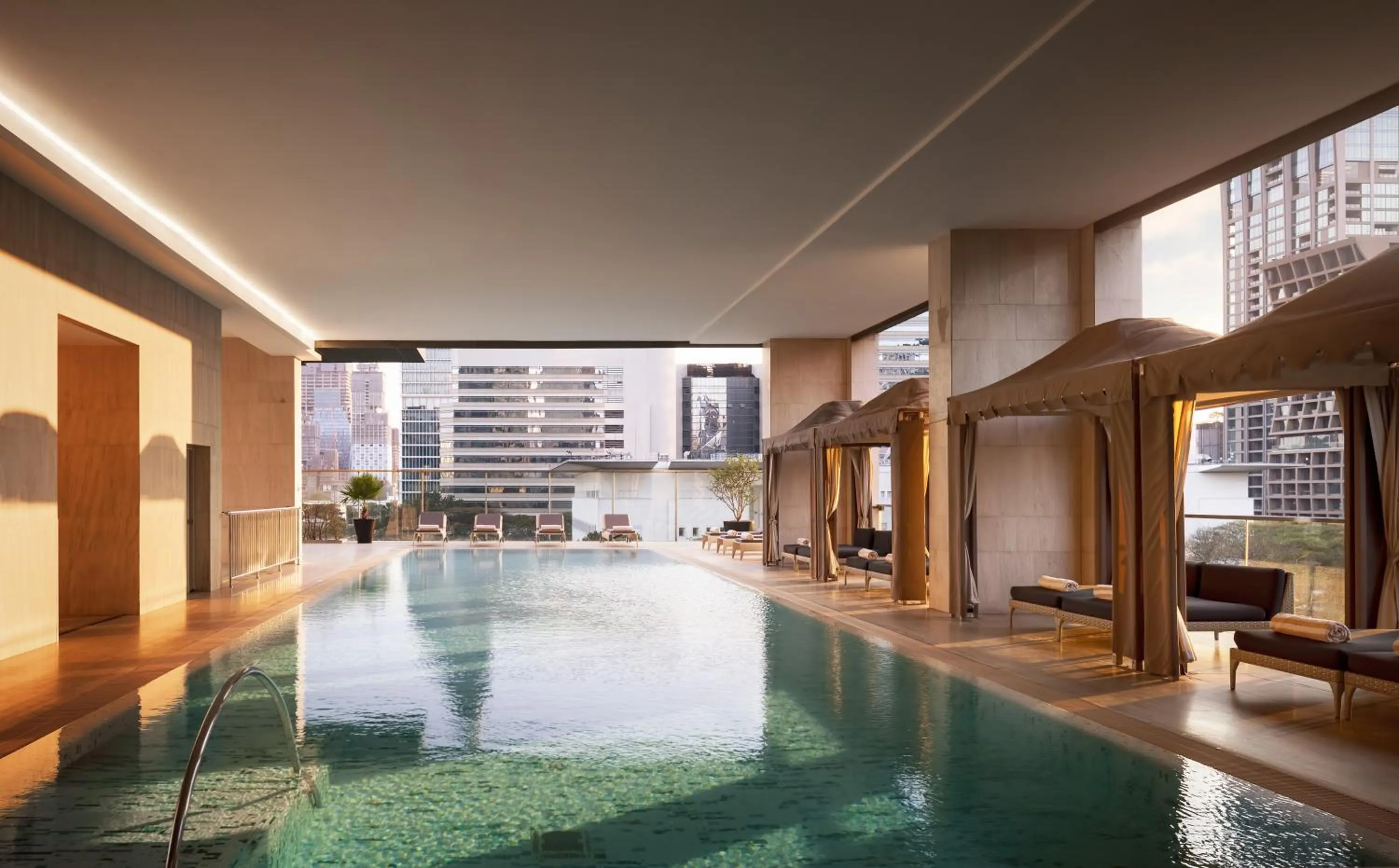 Swimming pool in Oriental Residence Bangkok