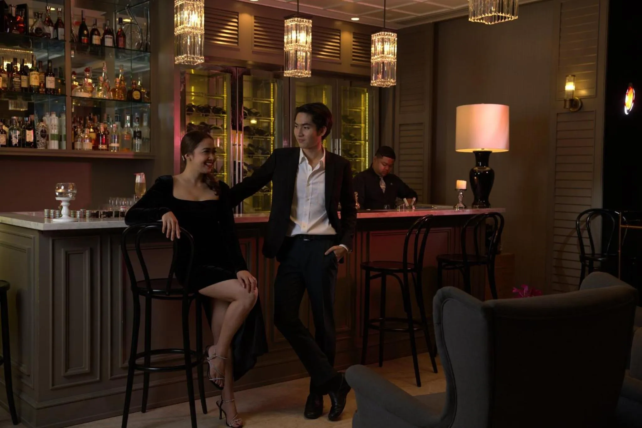 Restaurant/places to eat in Oriental Residence Bangkok