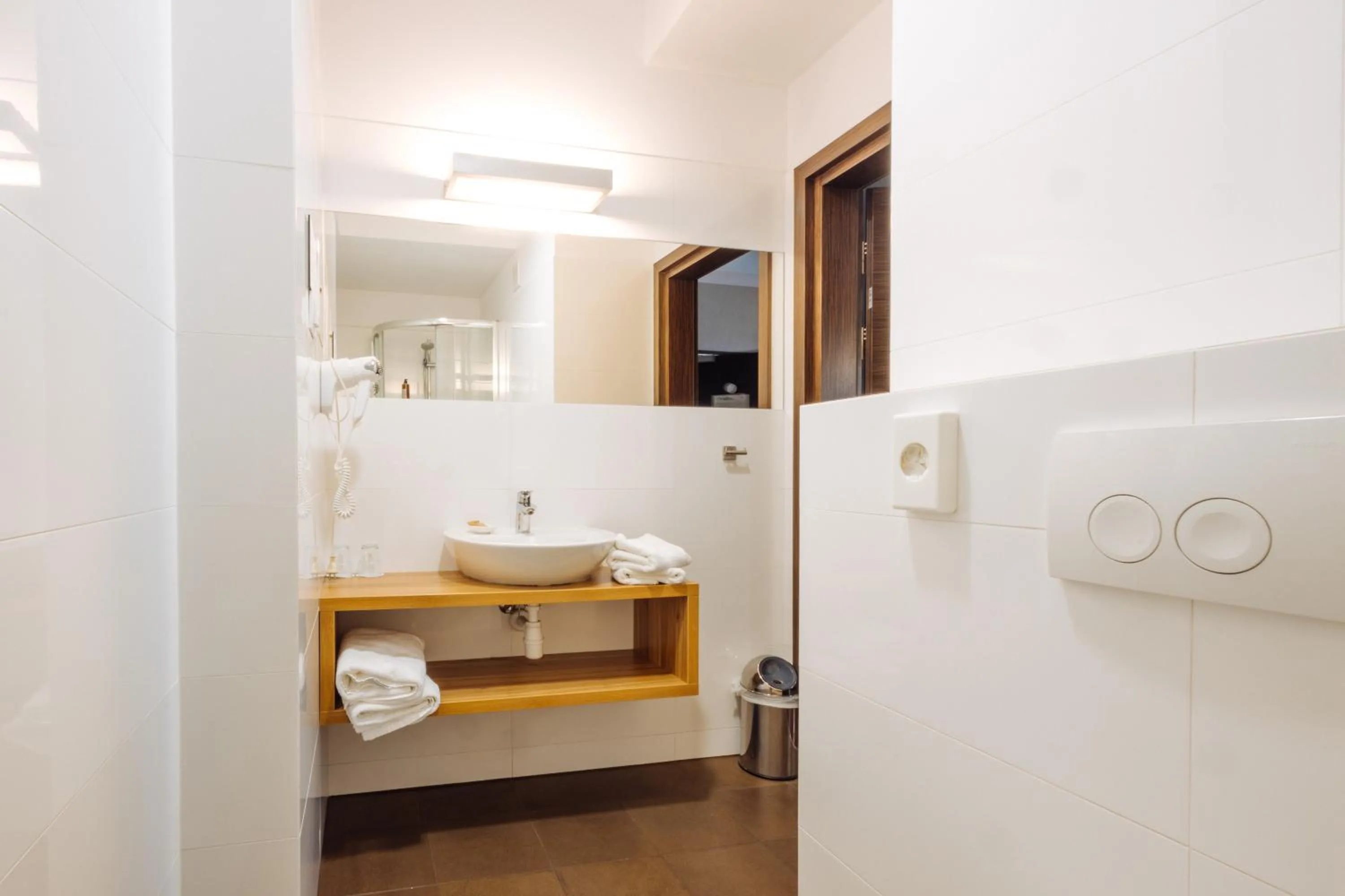 Toilet in Hotel Beethoven