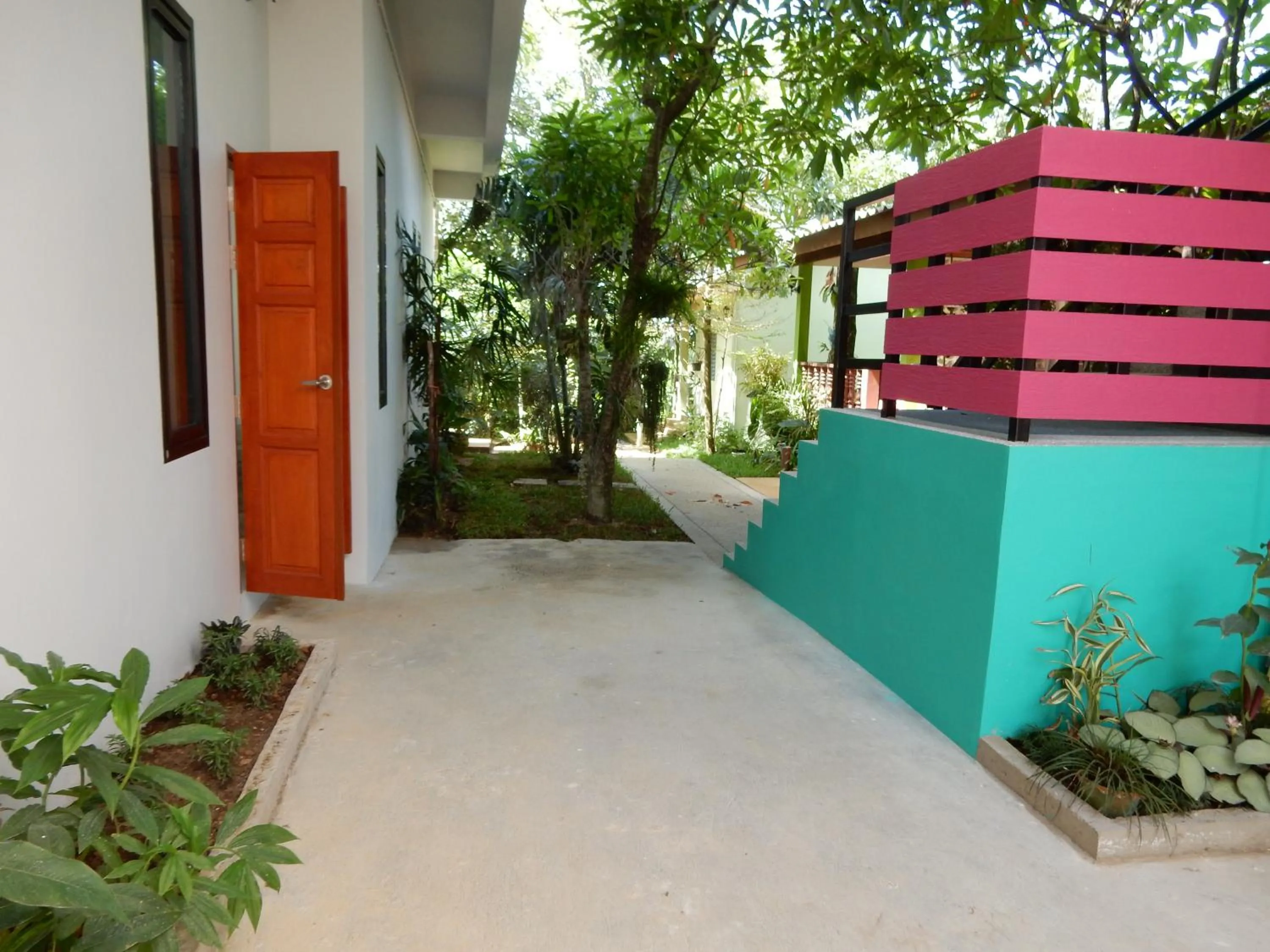 Property building in Wandee Bed & Breakfast