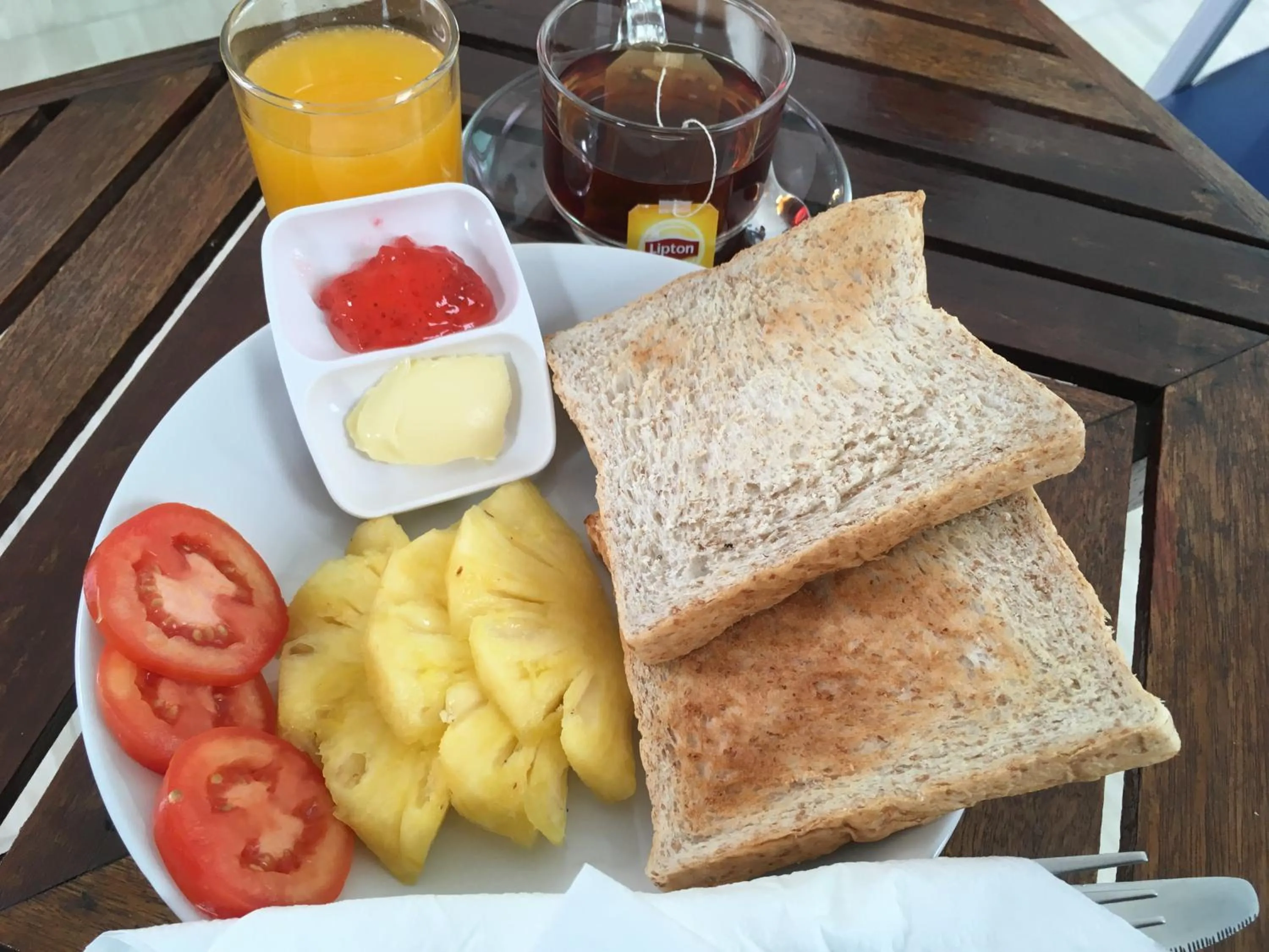 Continental breakfast in Wandee Bed & Breakfast