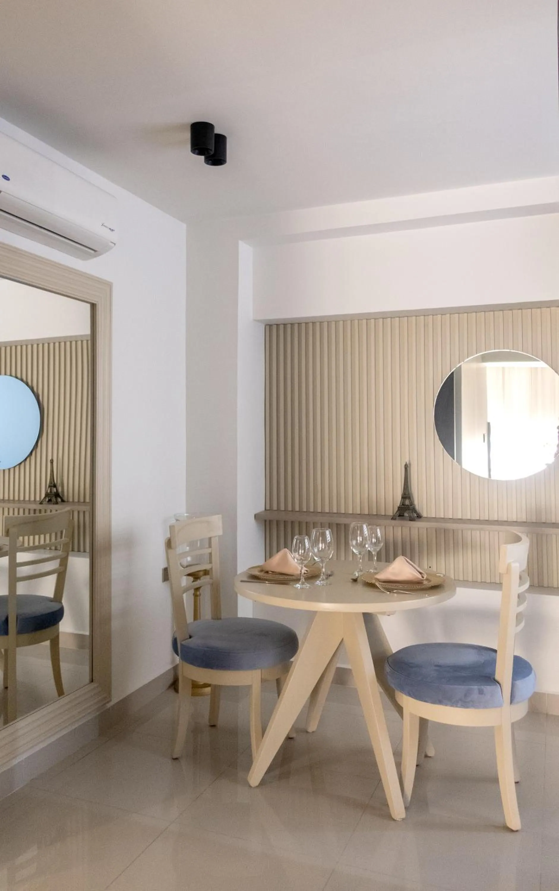 Restaurant/places to eat in Ceibo Real