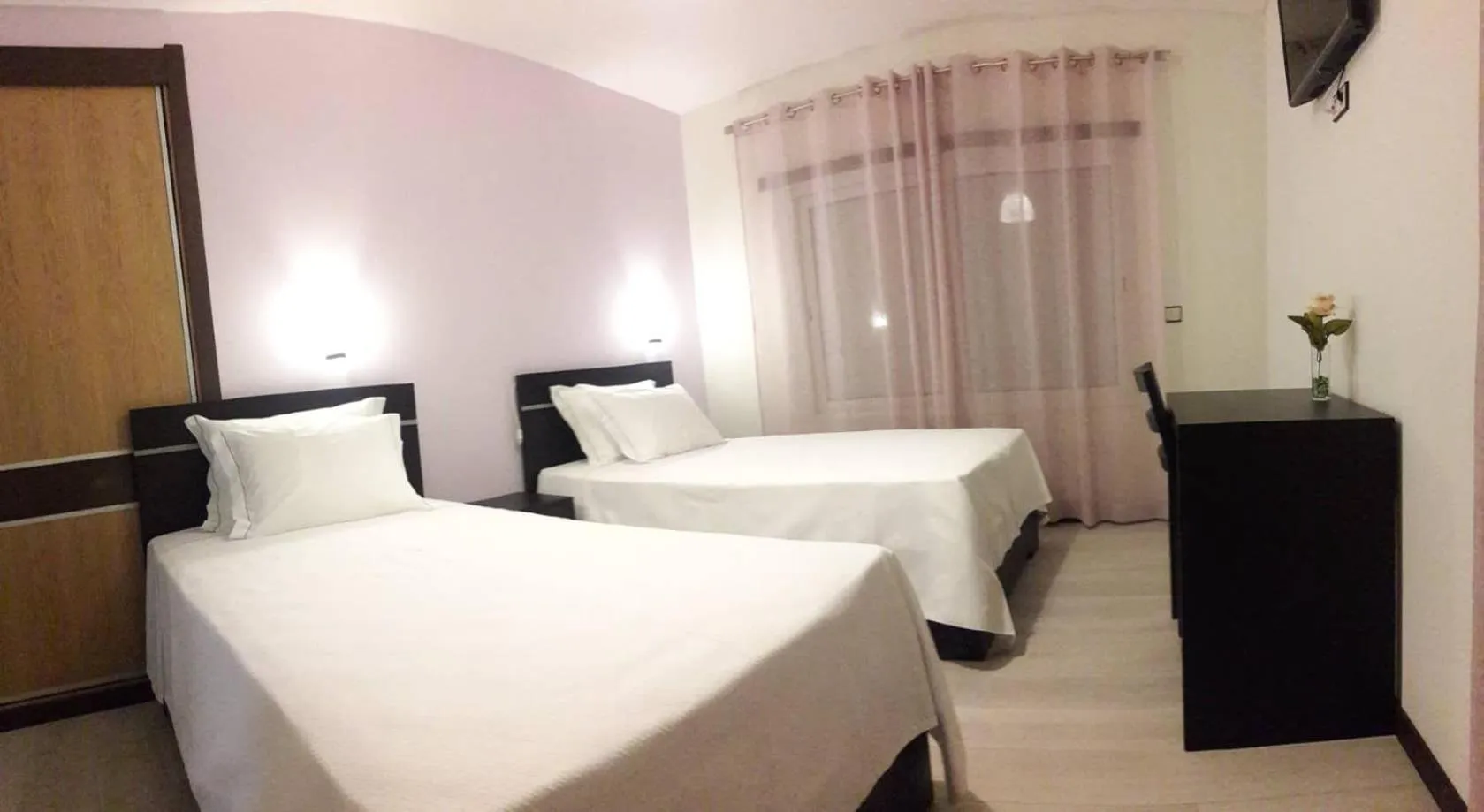 Bedroom, Bed in Pousada Tires Guest House