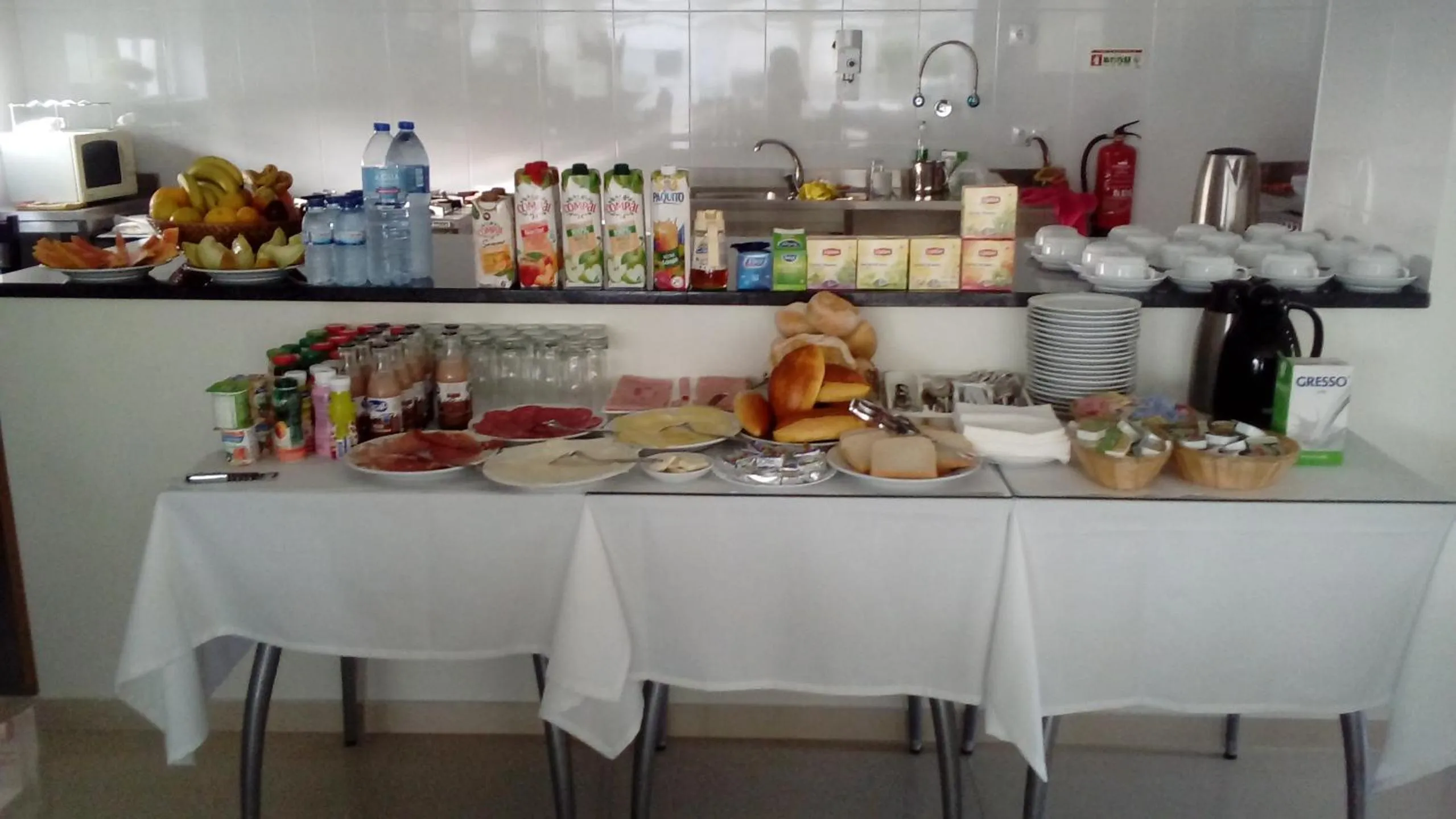 Continental breakfast in Pousada Tires Guest House
