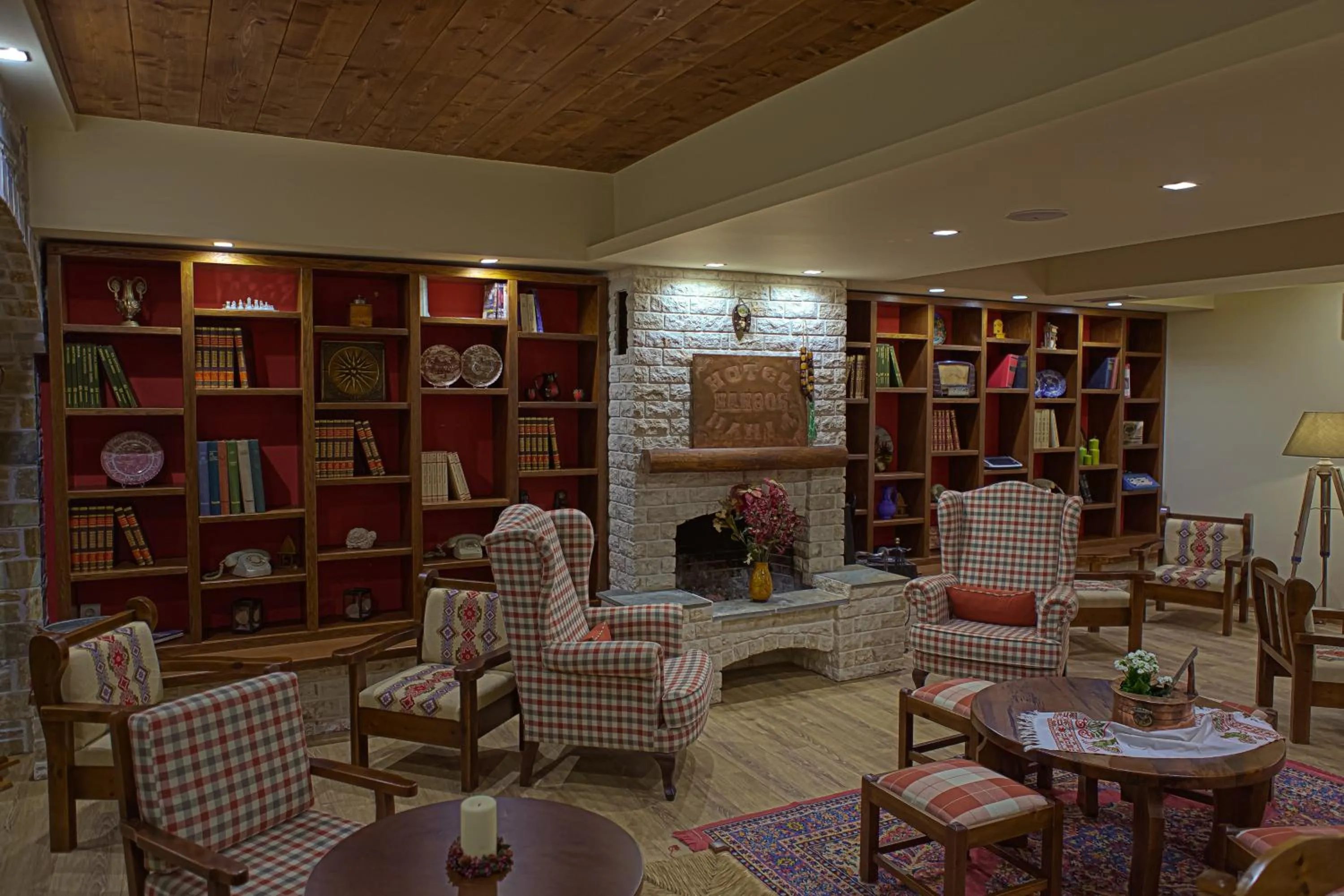 Communal lounge/ TV room in Manthos Mountain Resort & Spa