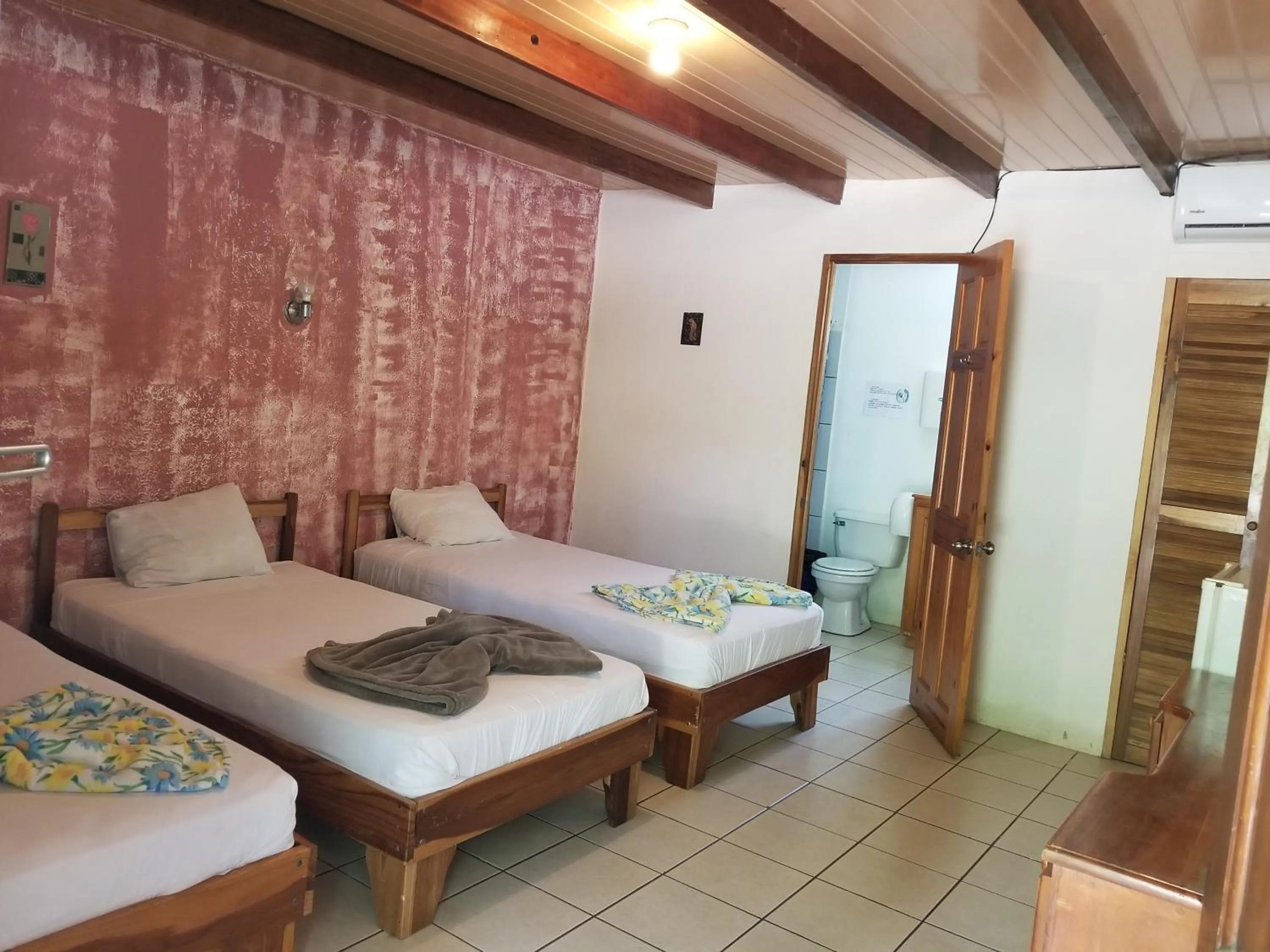 Bed in Mapi's Cabins