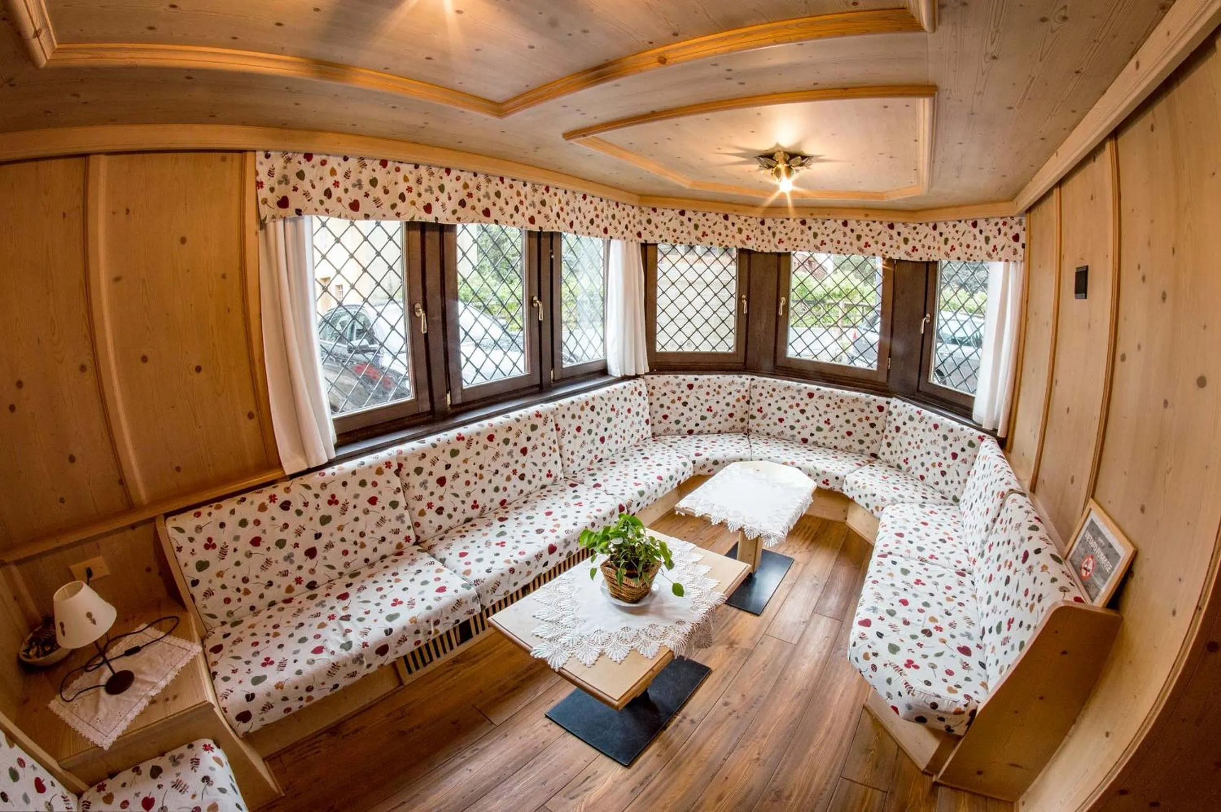 Seating area in Hotel Gran Baita